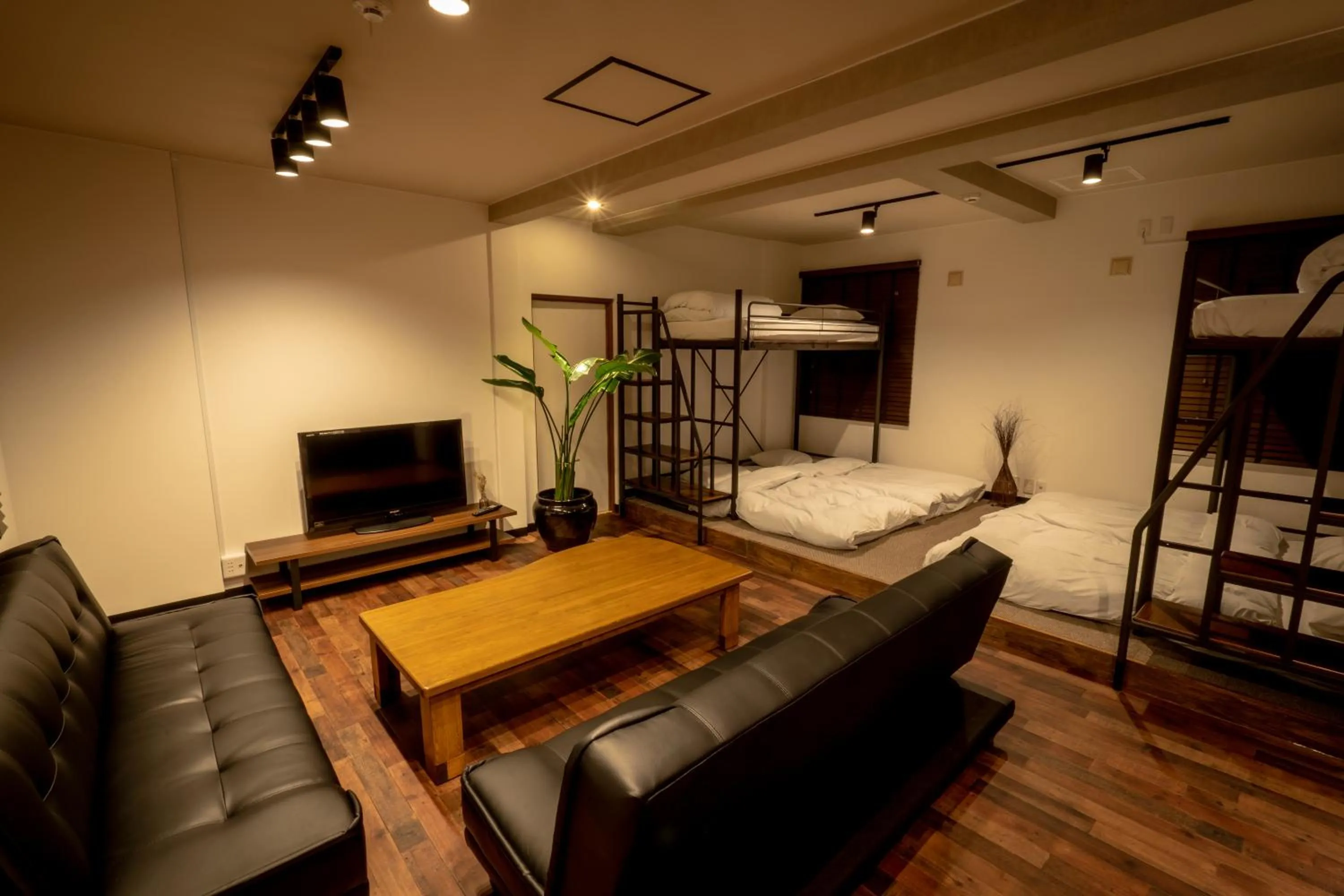 Bed in LifeHouse IPPO
