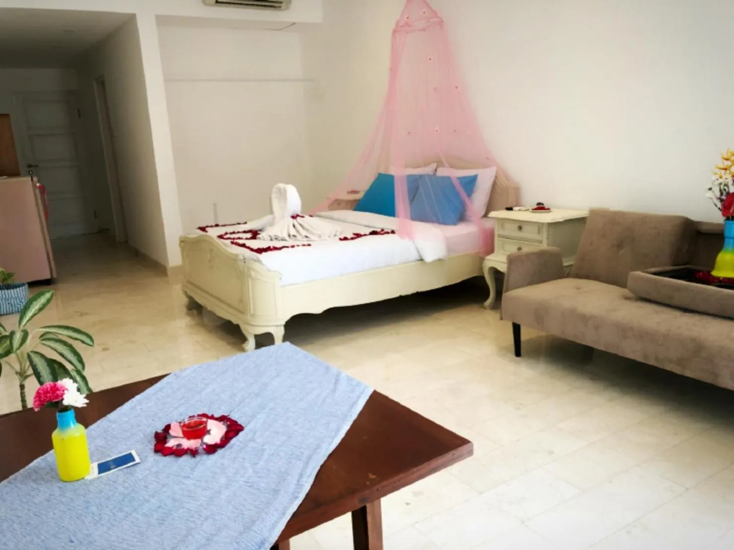 Photo of the whole room, Bed in Hikari Guesthouse