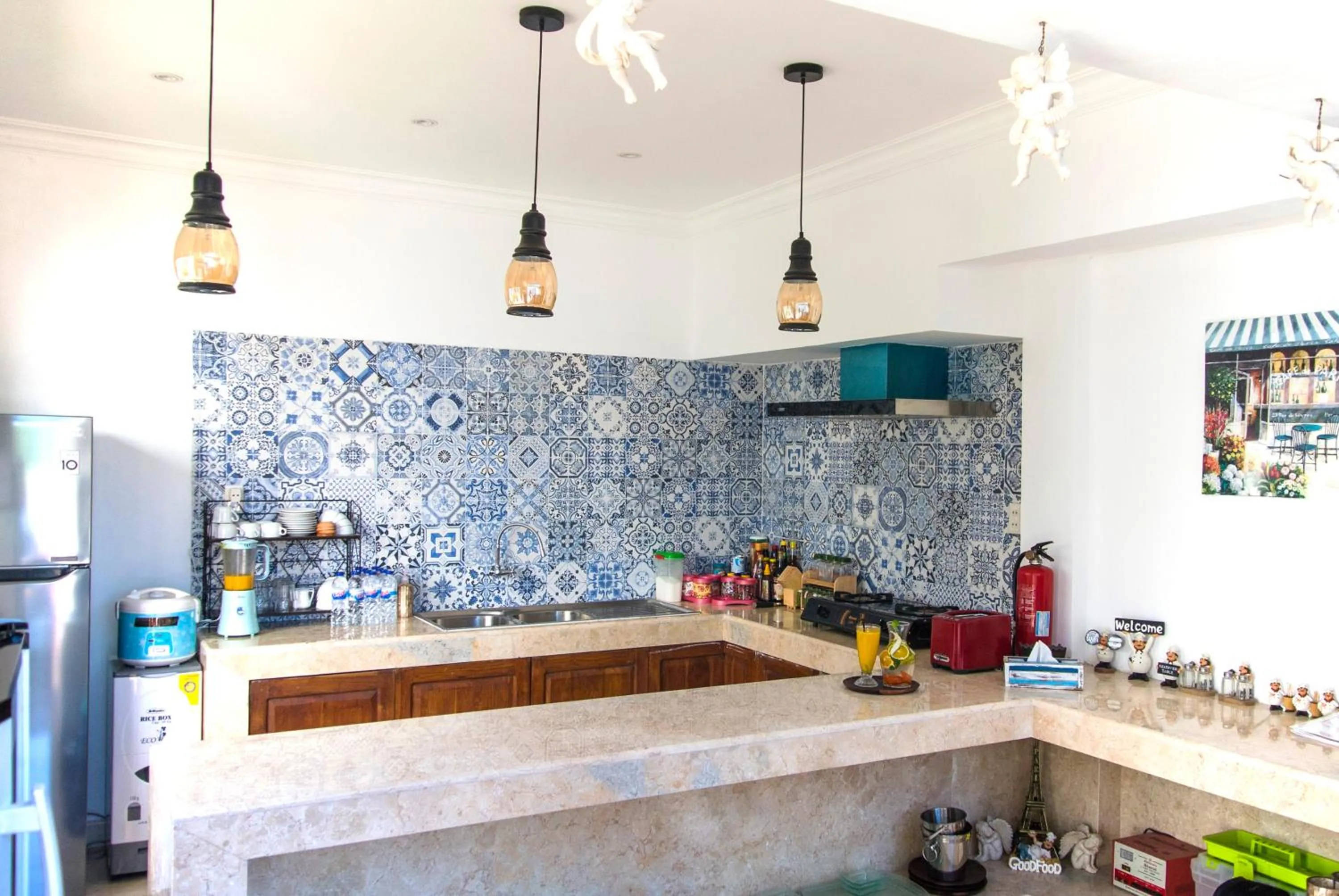 Restaurant/places to eat in Hikari Guesthouse