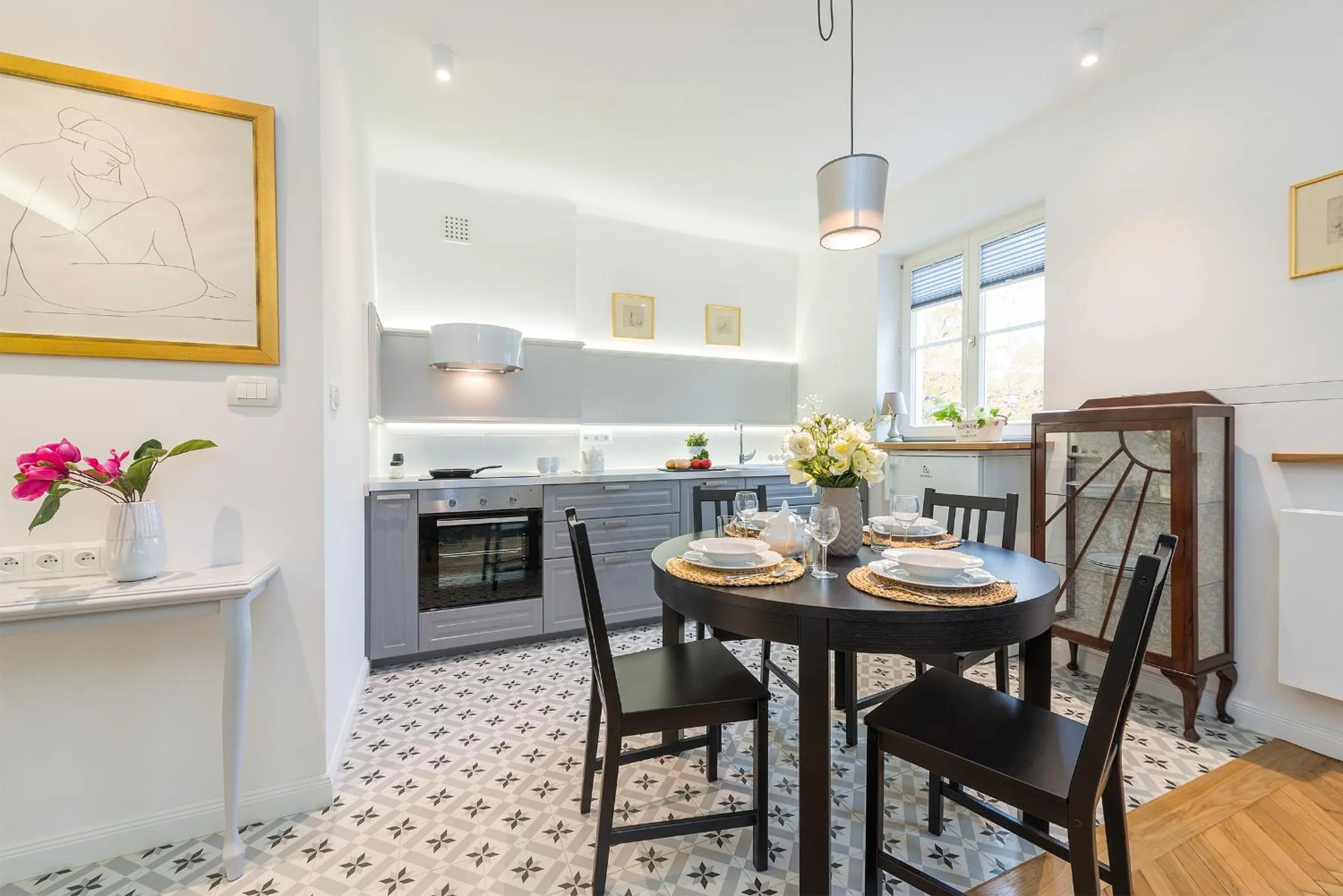 Kitchen or kitchenette in P&O Apartments Old Town