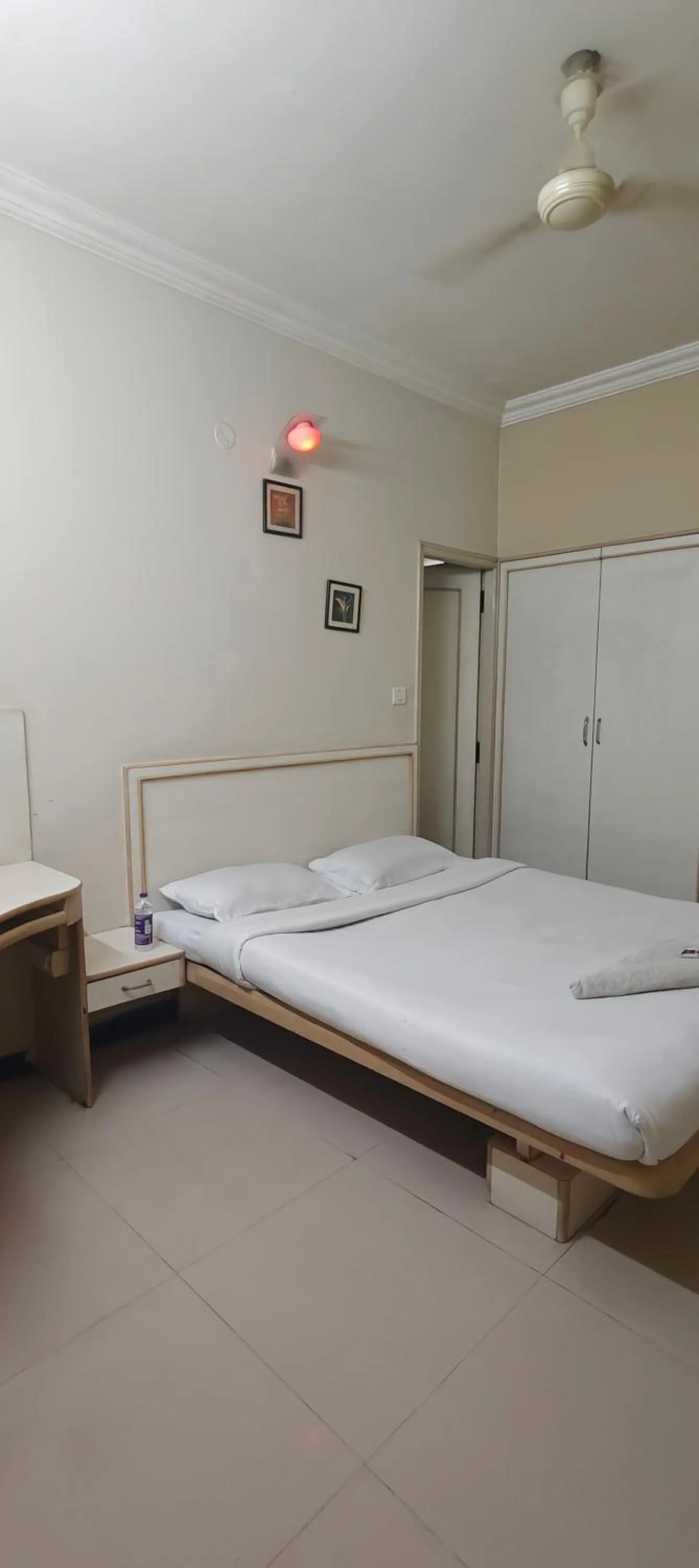 Bedroom, Bed in The Corporate Comforts