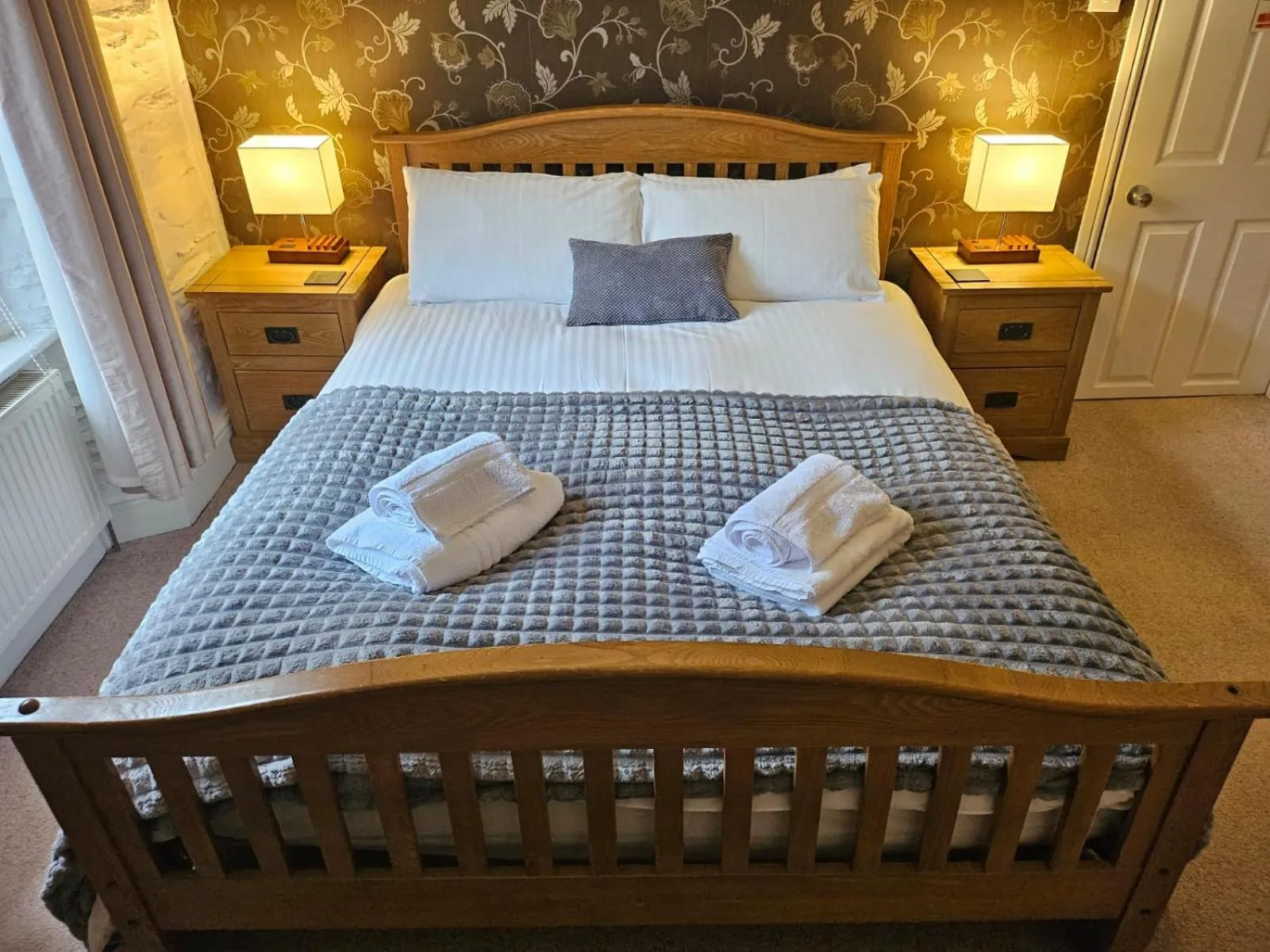 Bedroom, Bed in The Rockford Inn