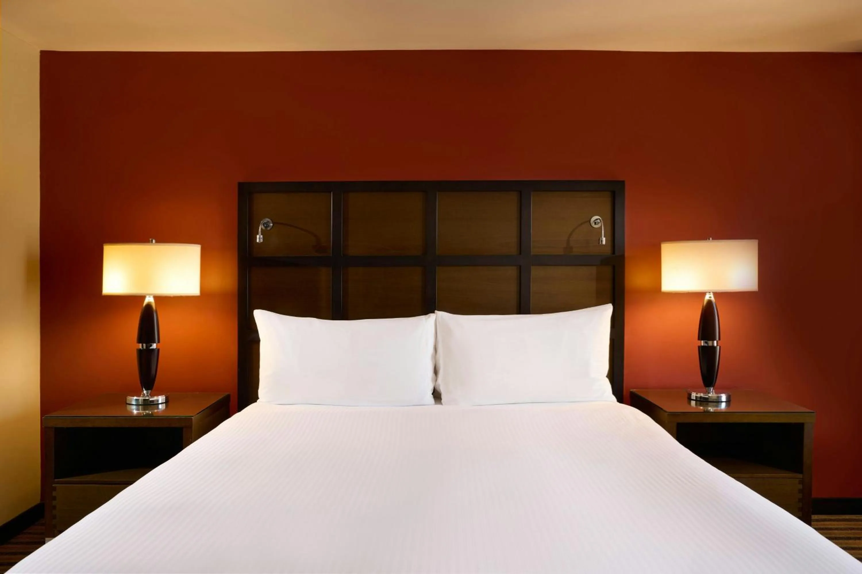 Photo of the whole room, Bed in Renaissance Caracas La Castellana Hotel