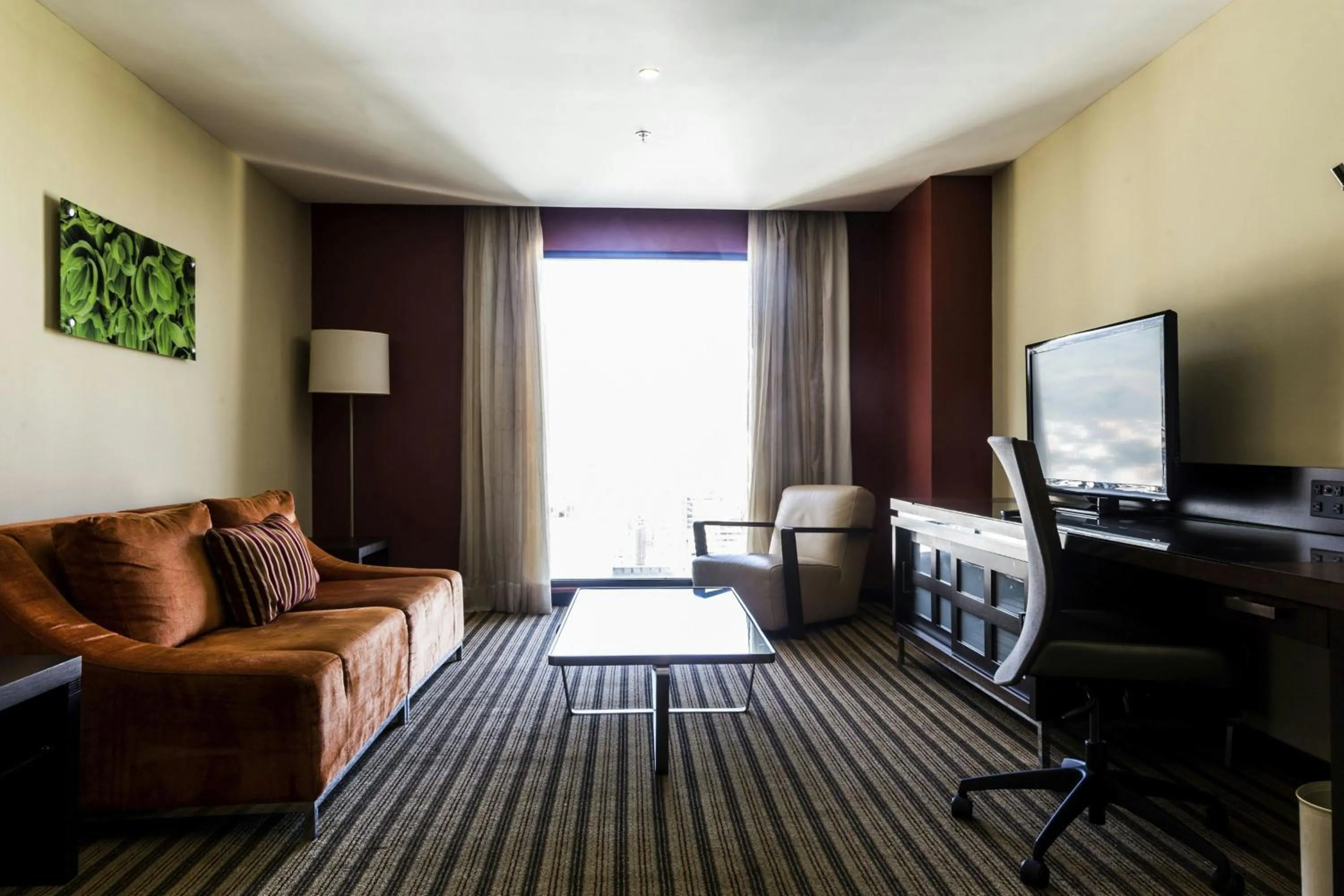 Photo of the whole room in Renaissance Caracas La Castellana Hotel