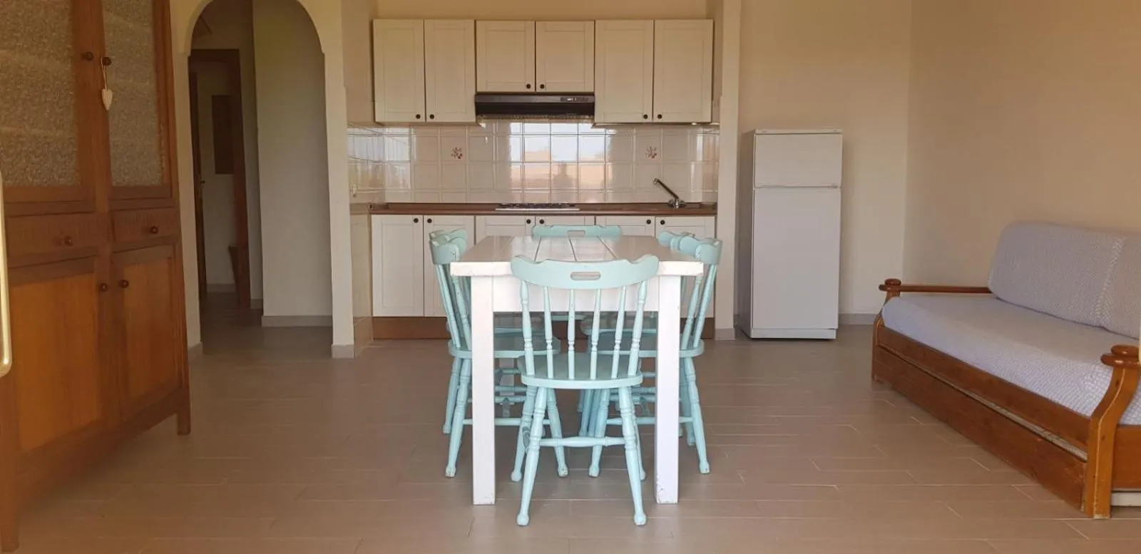 Kitchen or kitchenette in Residence Spiaggia Bianca