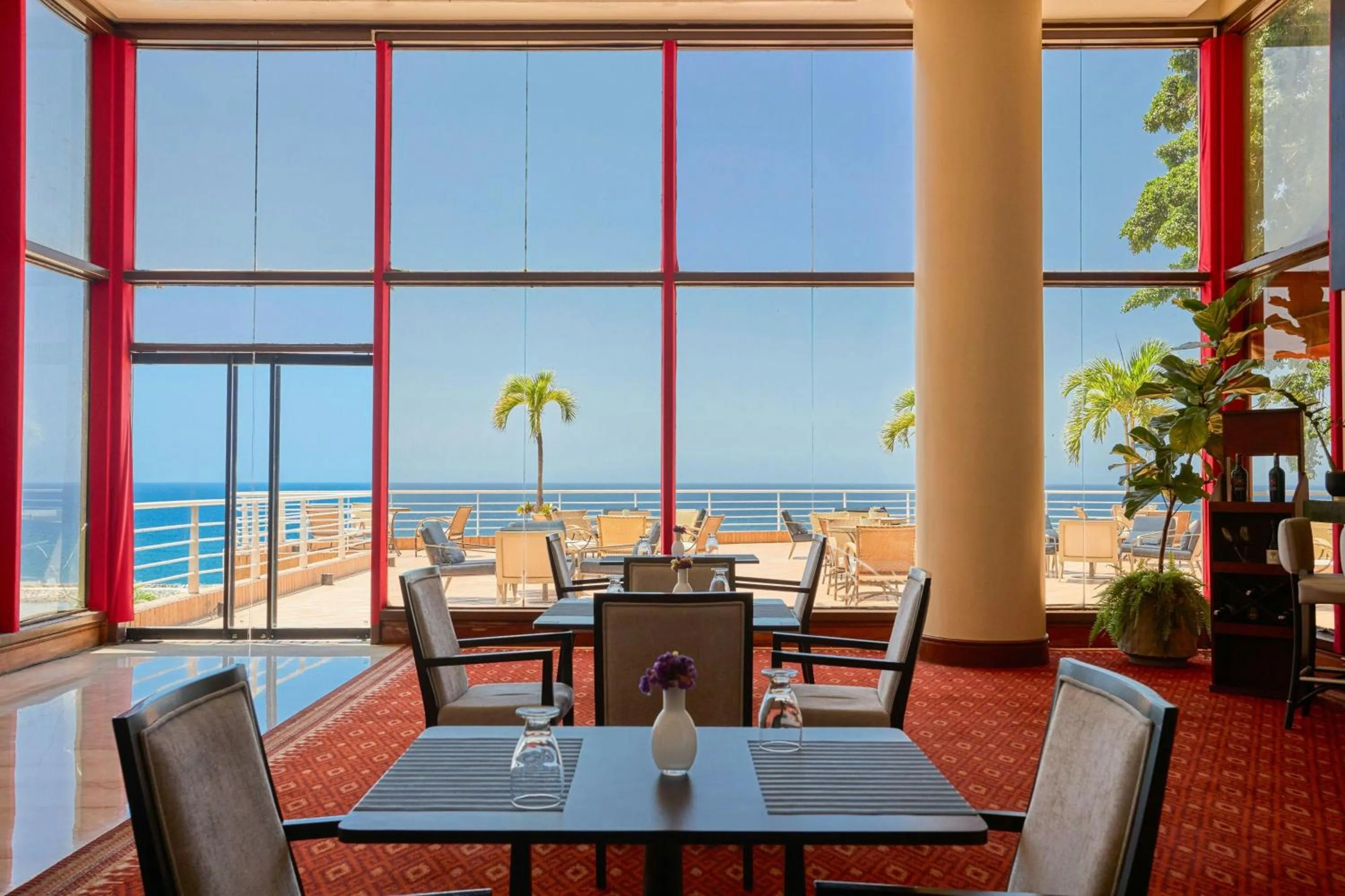 Lobby or reception in Marriott Venezuela Hotel Playa Grande