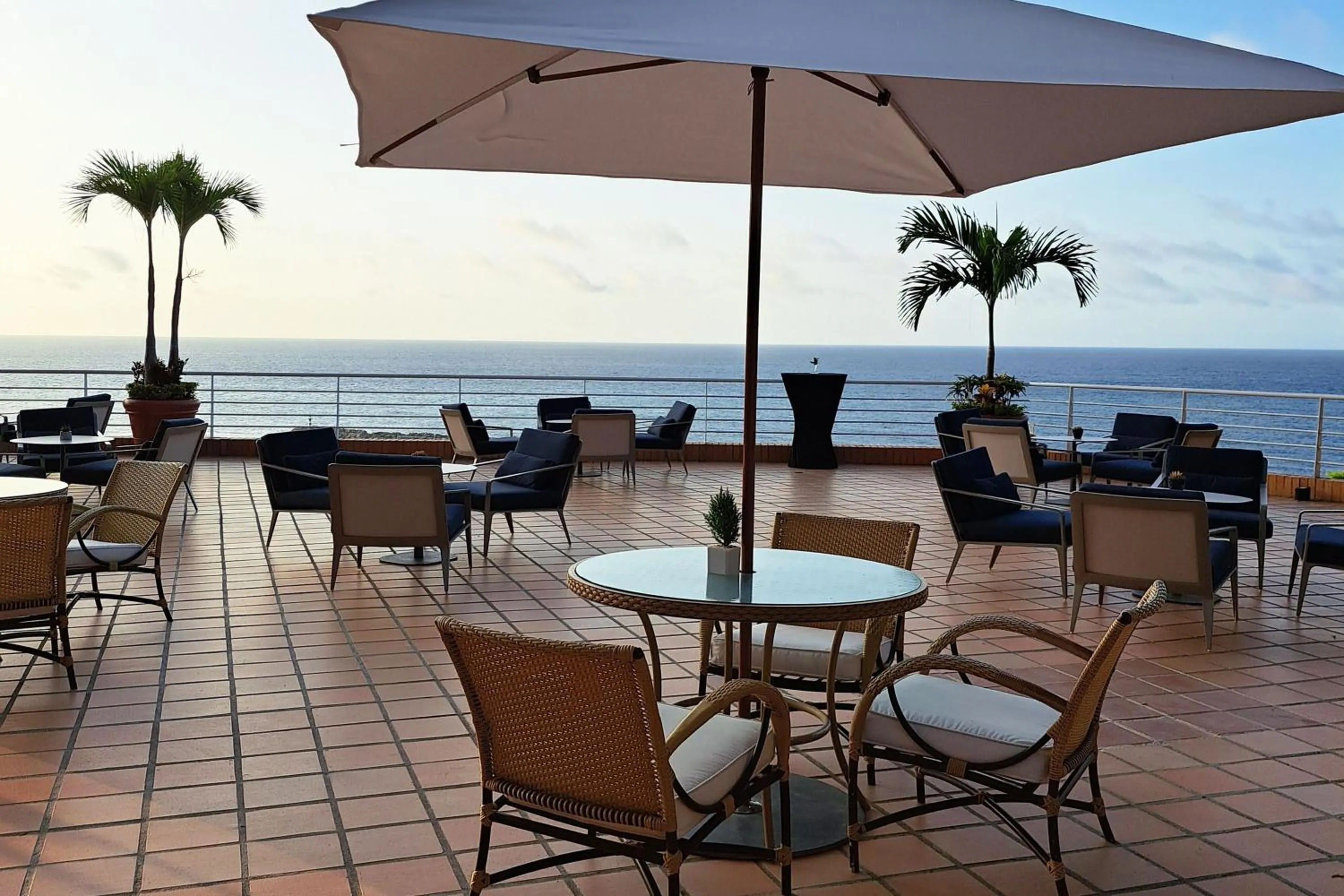 Restaurant/places to eat in Marriott Venezuela Hotel Playa Grande