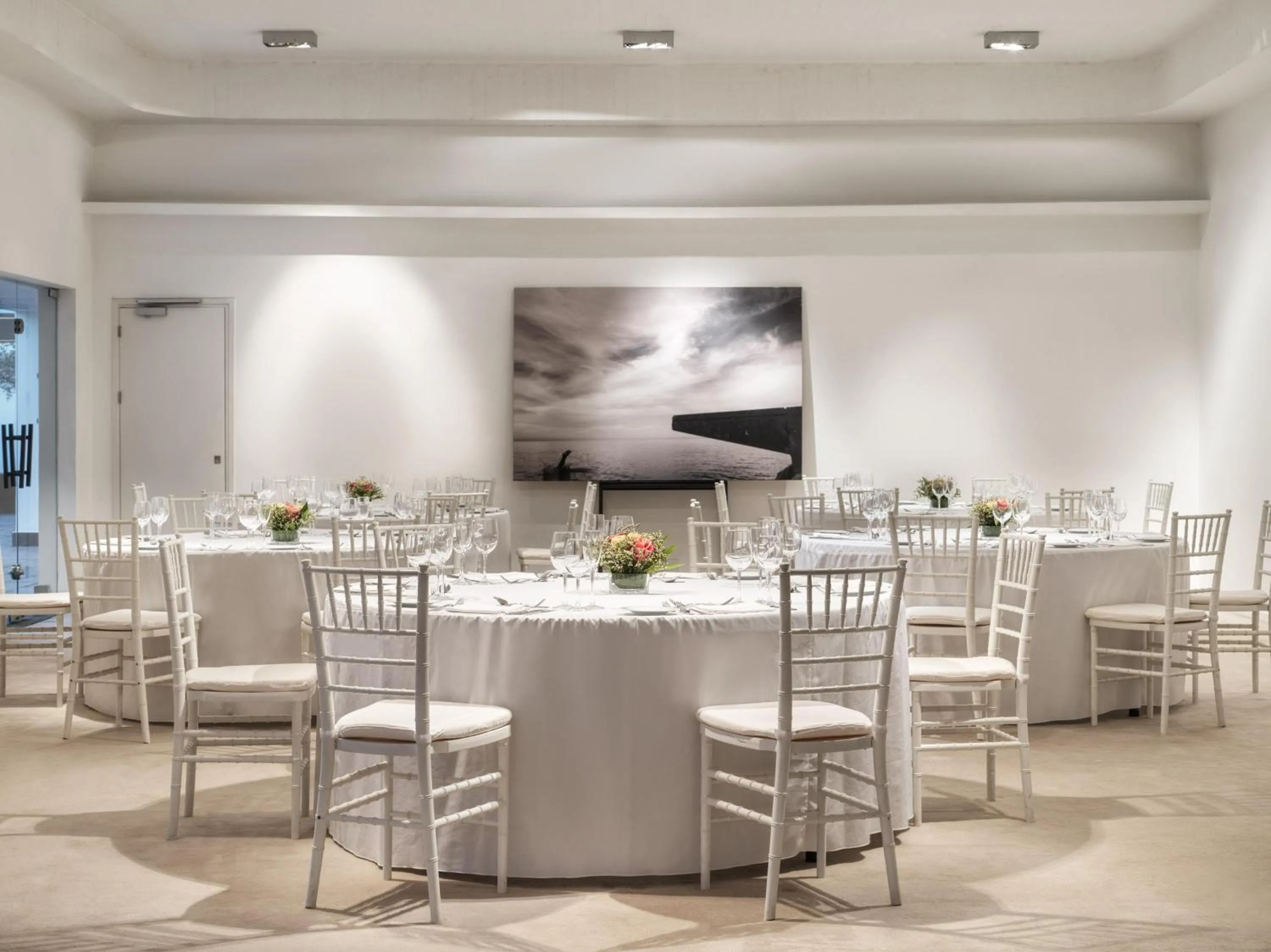 Meeting/conference room in Almyra