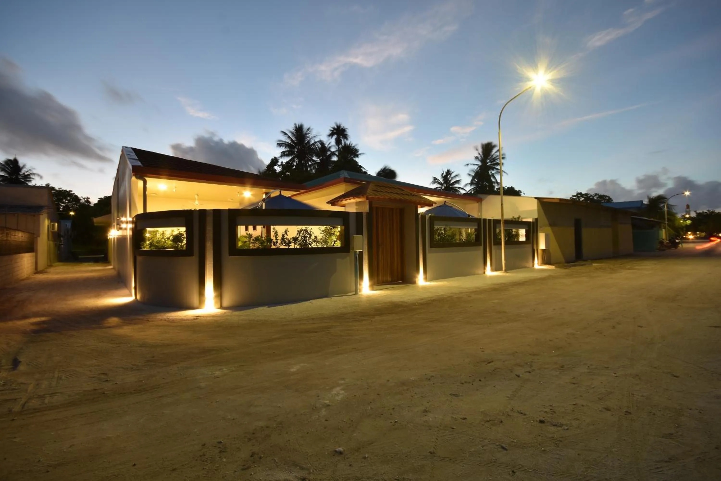 Property building in Island Home Inn