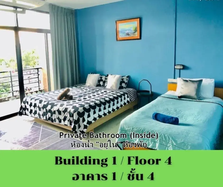 Double or Twin Room with Balcony in HOMEY-Sleepy Don Mueang Airport Hostel Double or Twin Room with Balcony in HOMEY-Sleepy Don Mueang Airport Hostel