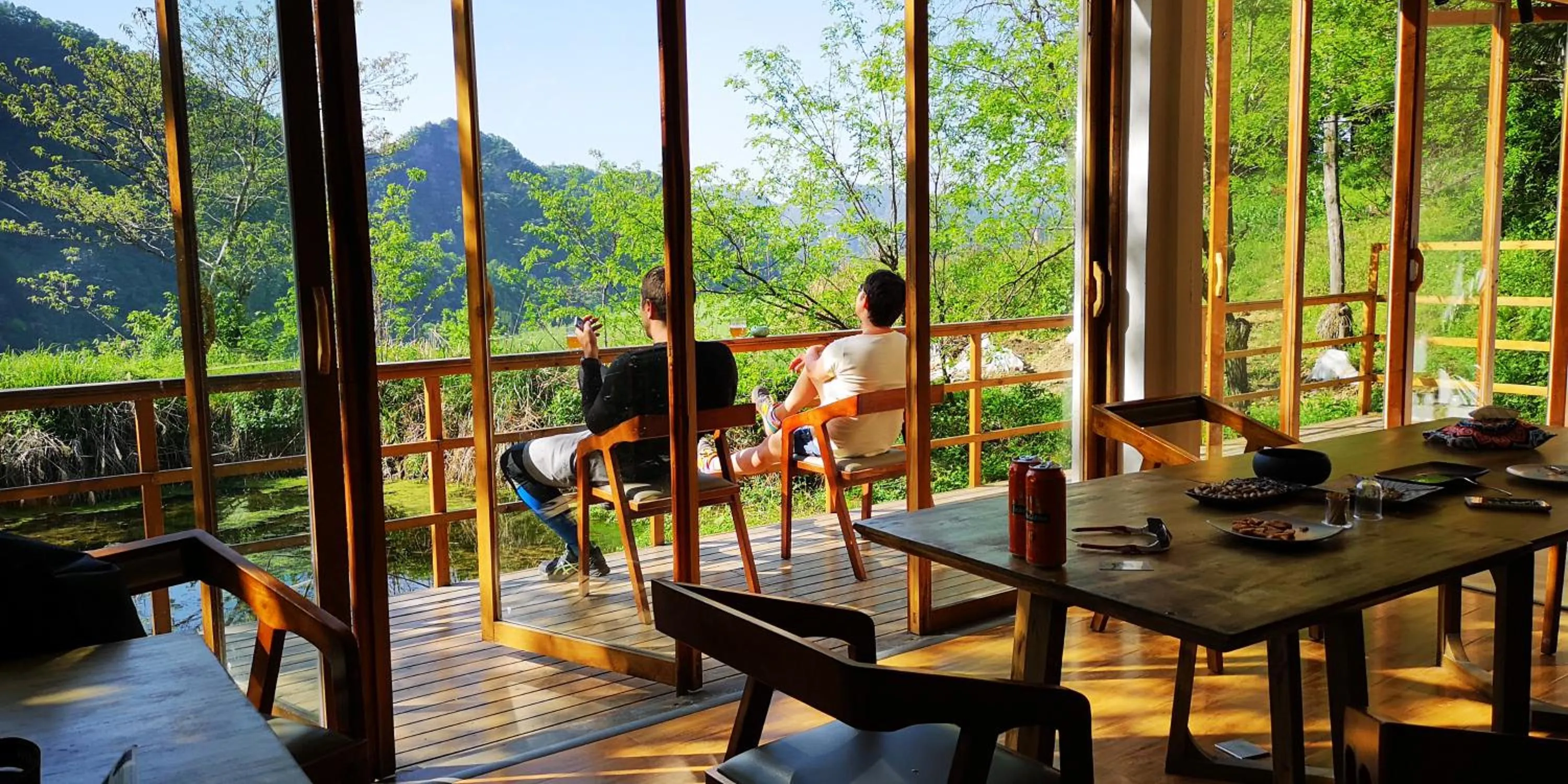 Restaurant/places to eat in Purespace