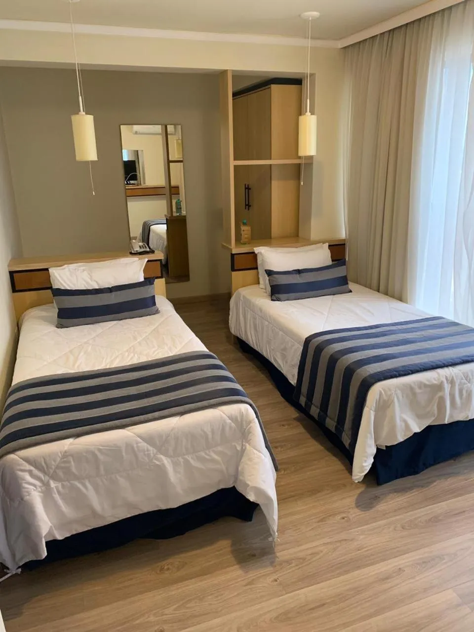 Bedroom, Bed in Astron Suítes São José dos Pinhais by Nobile