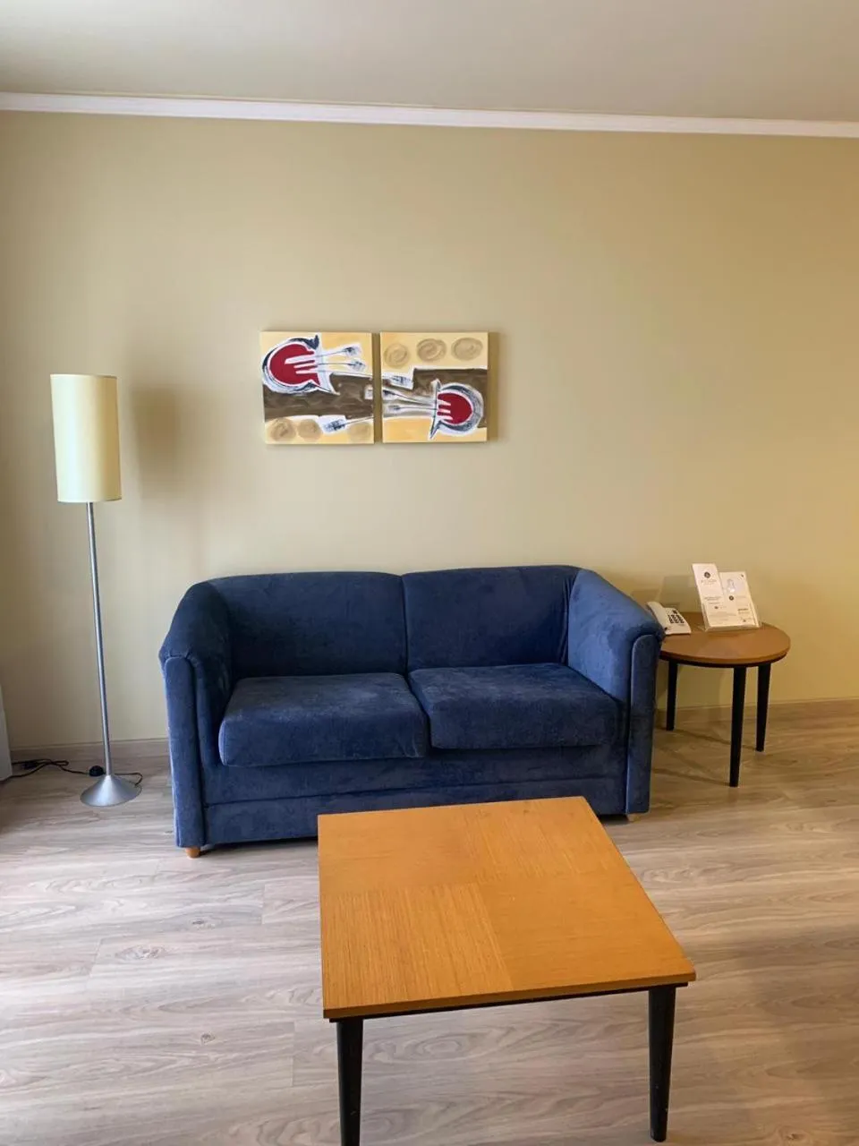 Living room in Astron Suítes São José dos Pinhais by Nobile