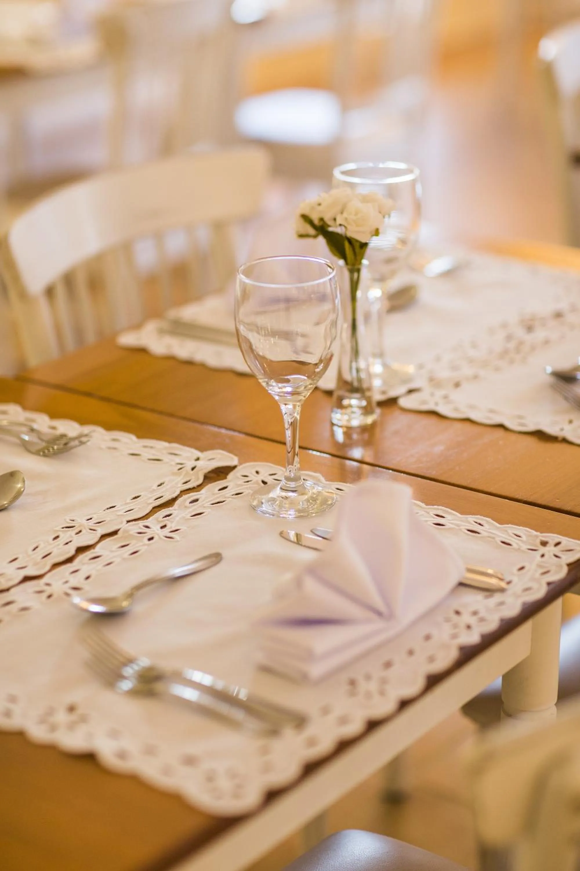 Restaurant/places to eat in Astron Hotel Bauru by Nobile