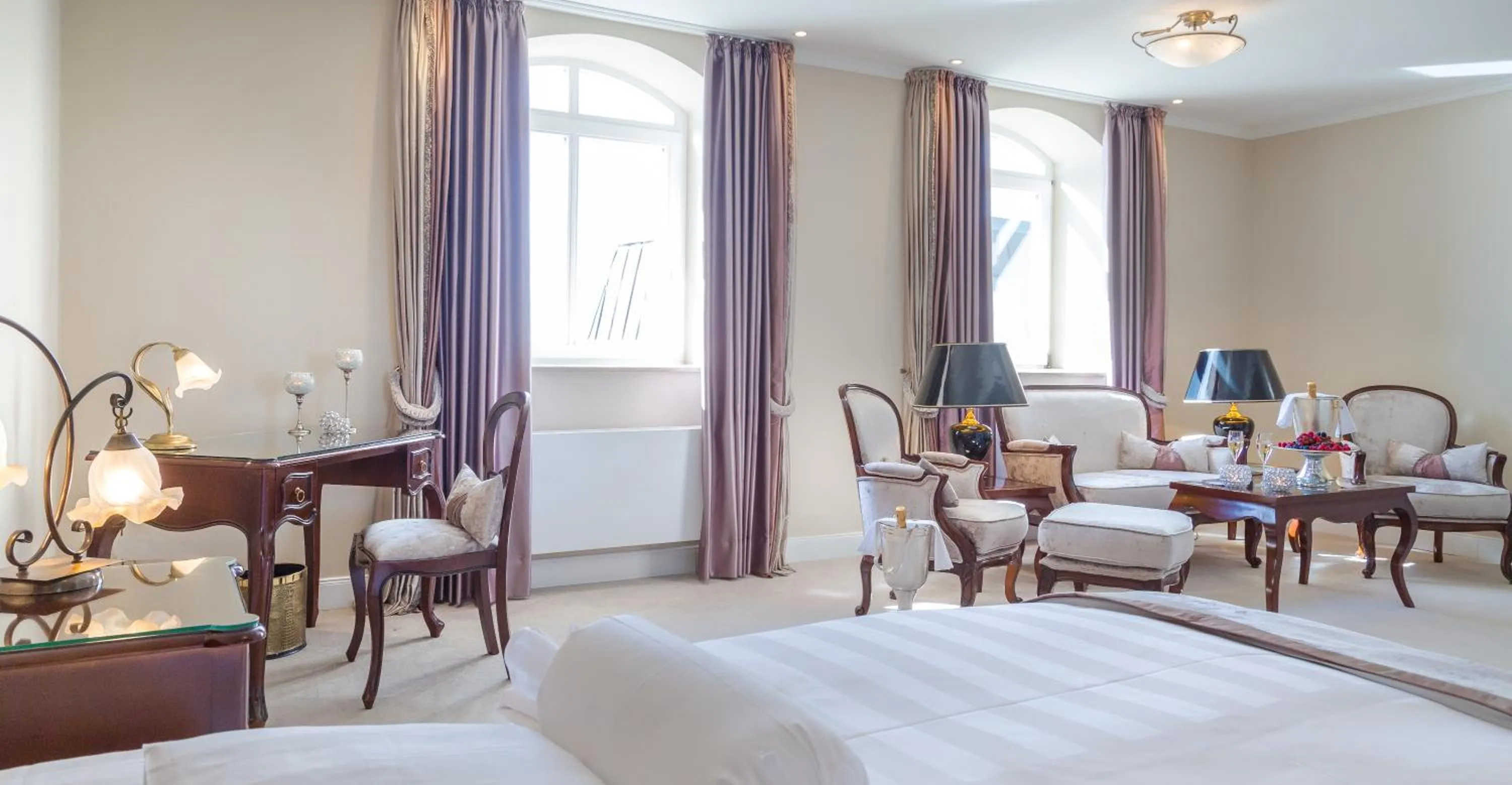 Bed in Hotel Miramar