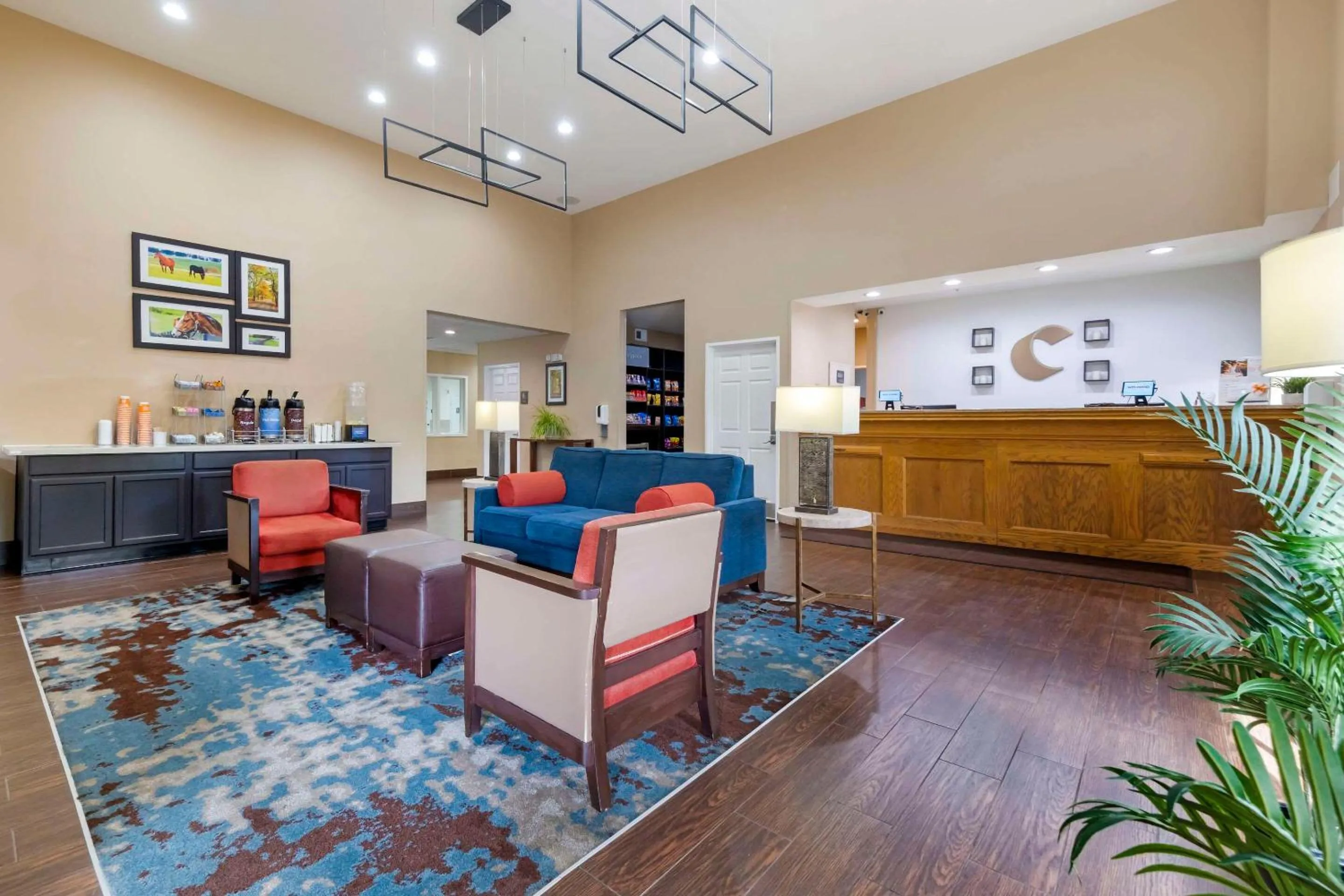Lobby or reception in Comfort Suites Keeneland