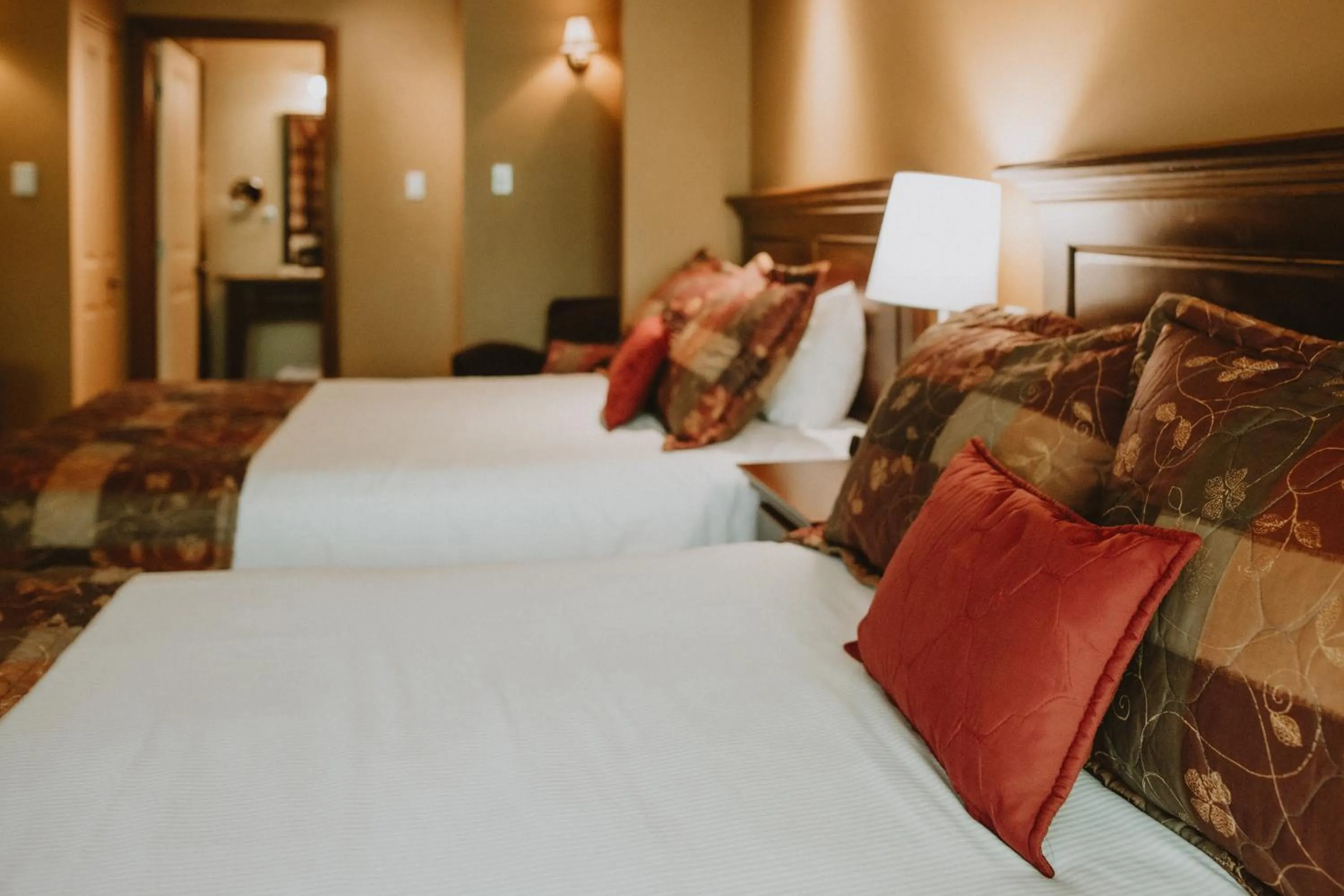 Bed in Auberge du Lac Morency