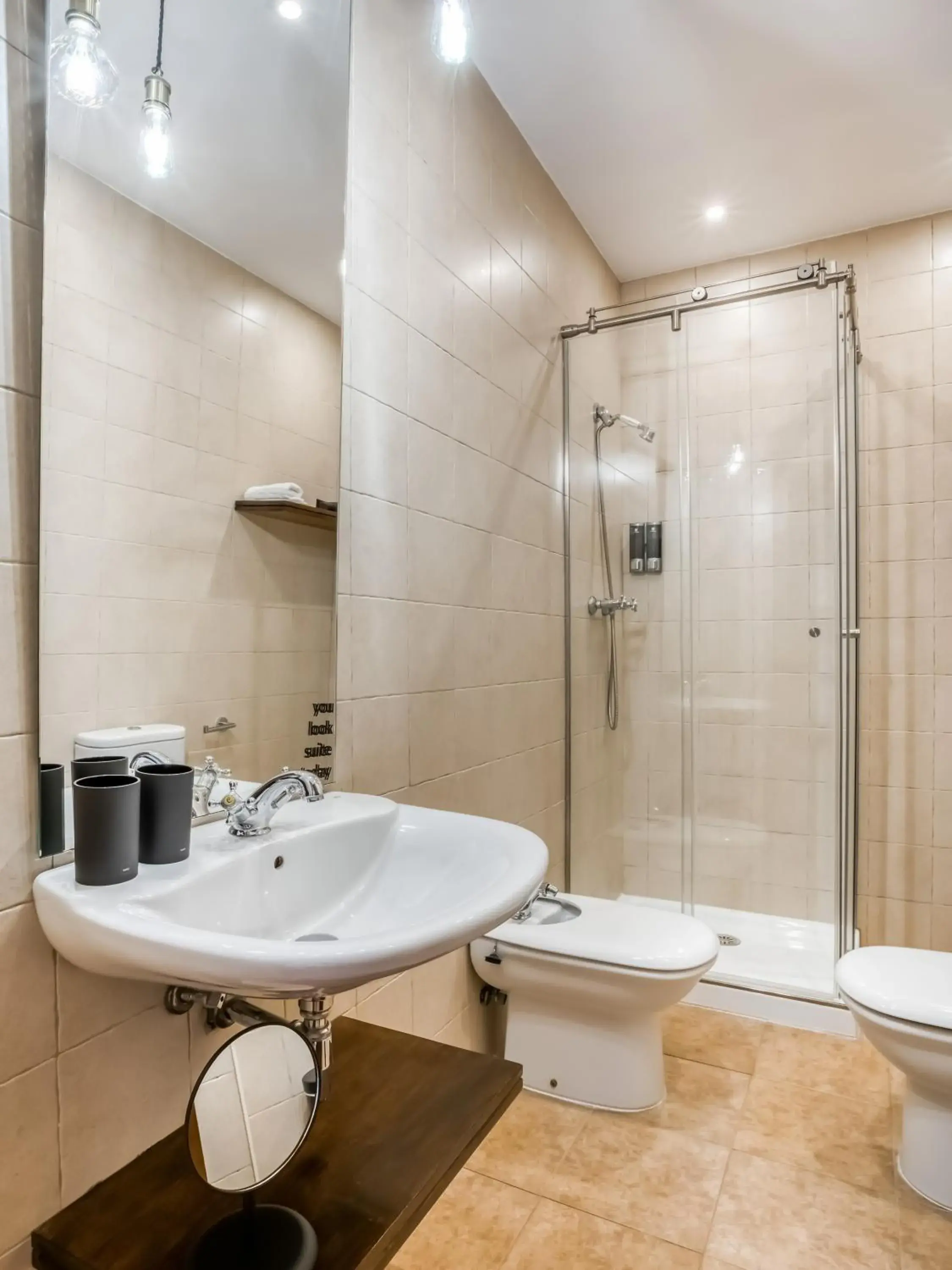 Studio in Limehome Granada Calle Santa Ana Studio in Limehome Granada Calle Santa Ana