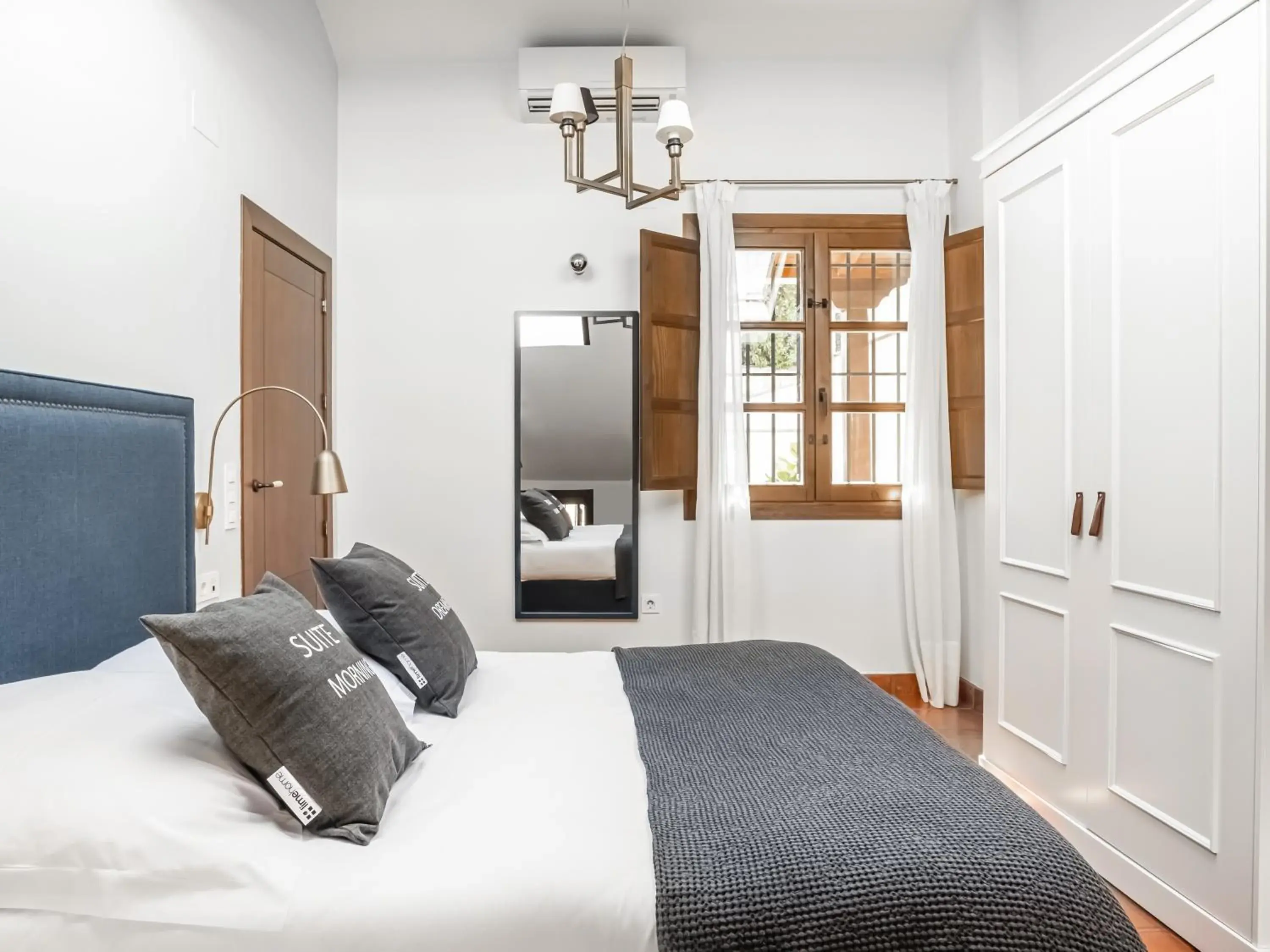 One-Bedroom Apartment in limehome Granada Calle Santa Ana One-Bedroom Apartment in limehome Granada Calle Santa Ana