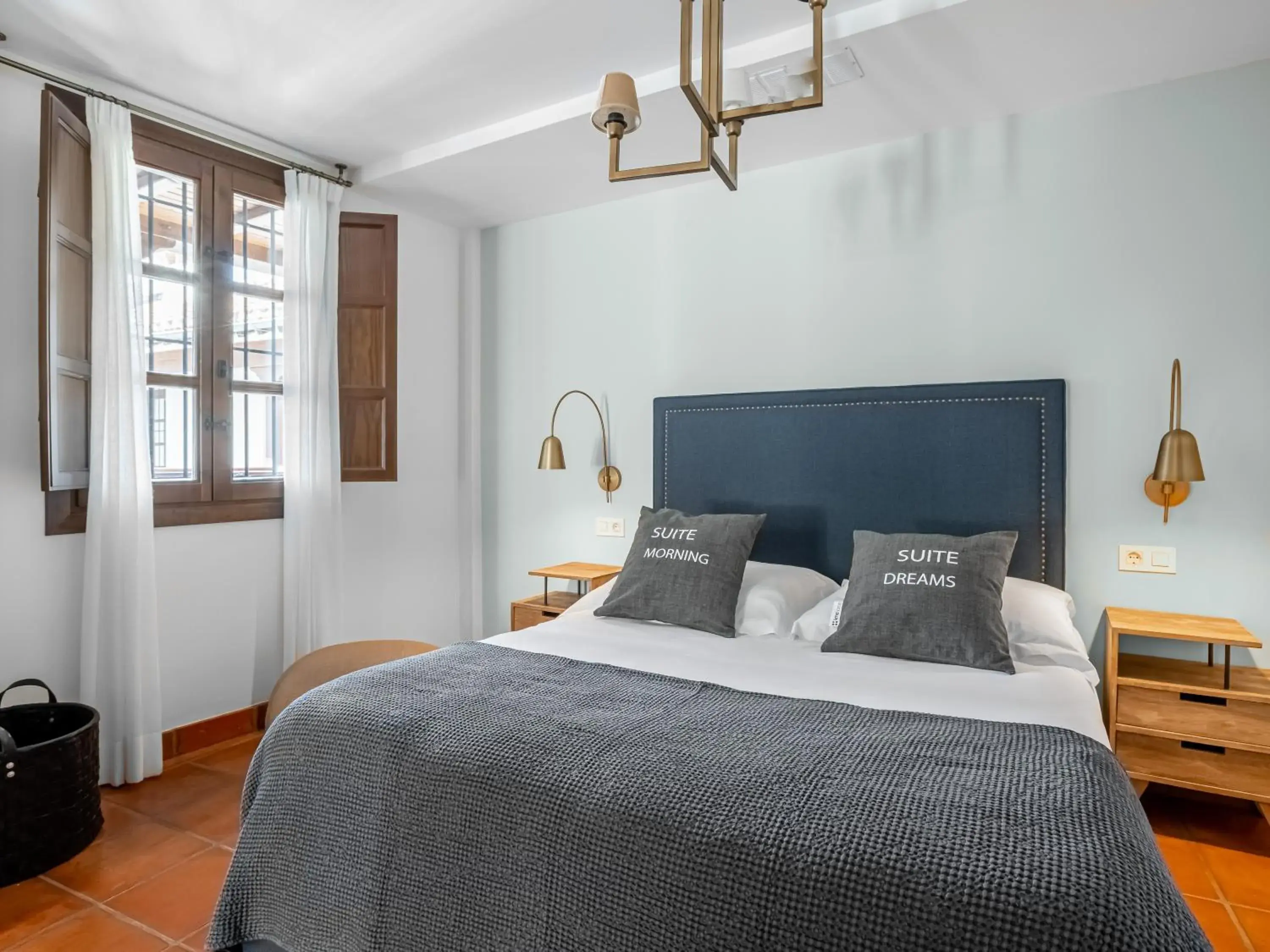 Two-Bedroom Apartment with Rooftop Terrace in limehome Granada Calle Santa Ana Two-Bedroom Apartment with Rooftop Terrace in limehome Granada Calle Santa Ana