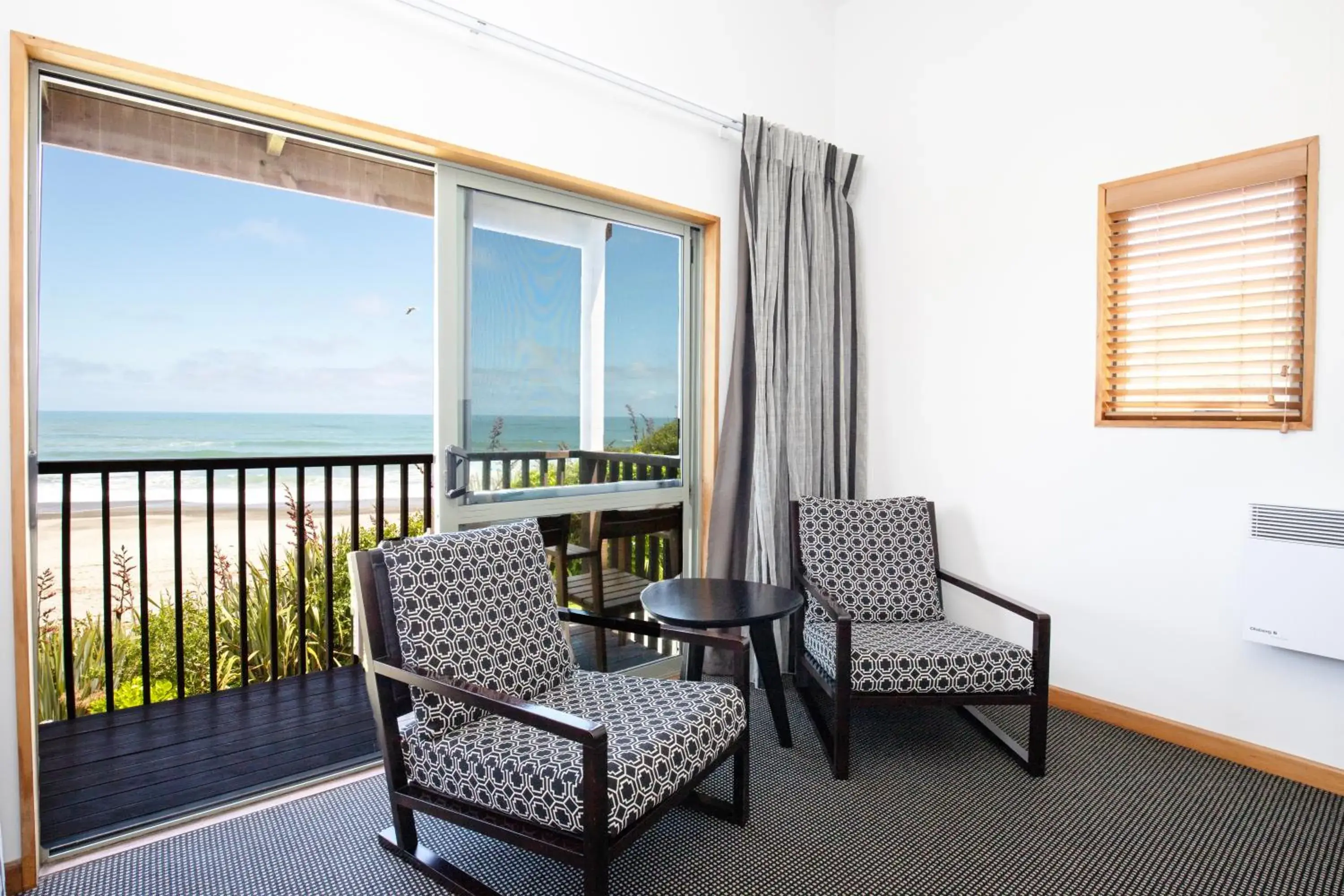 Grand Ocean View Room – Balcony in Scenic Hotel Punakaiki Grand Ocean View Room – Balcony in Scenic Hotel Punakaiki