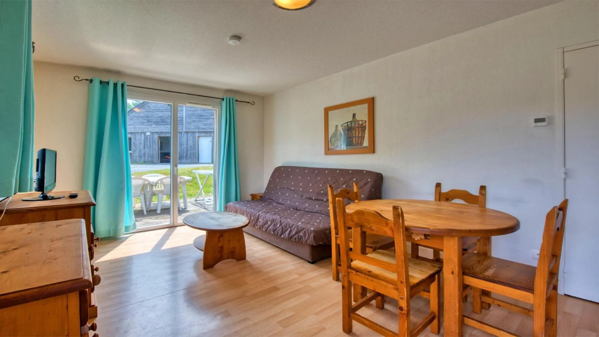 Living room in Vacancéole - Residence le Domaine du Bosquet