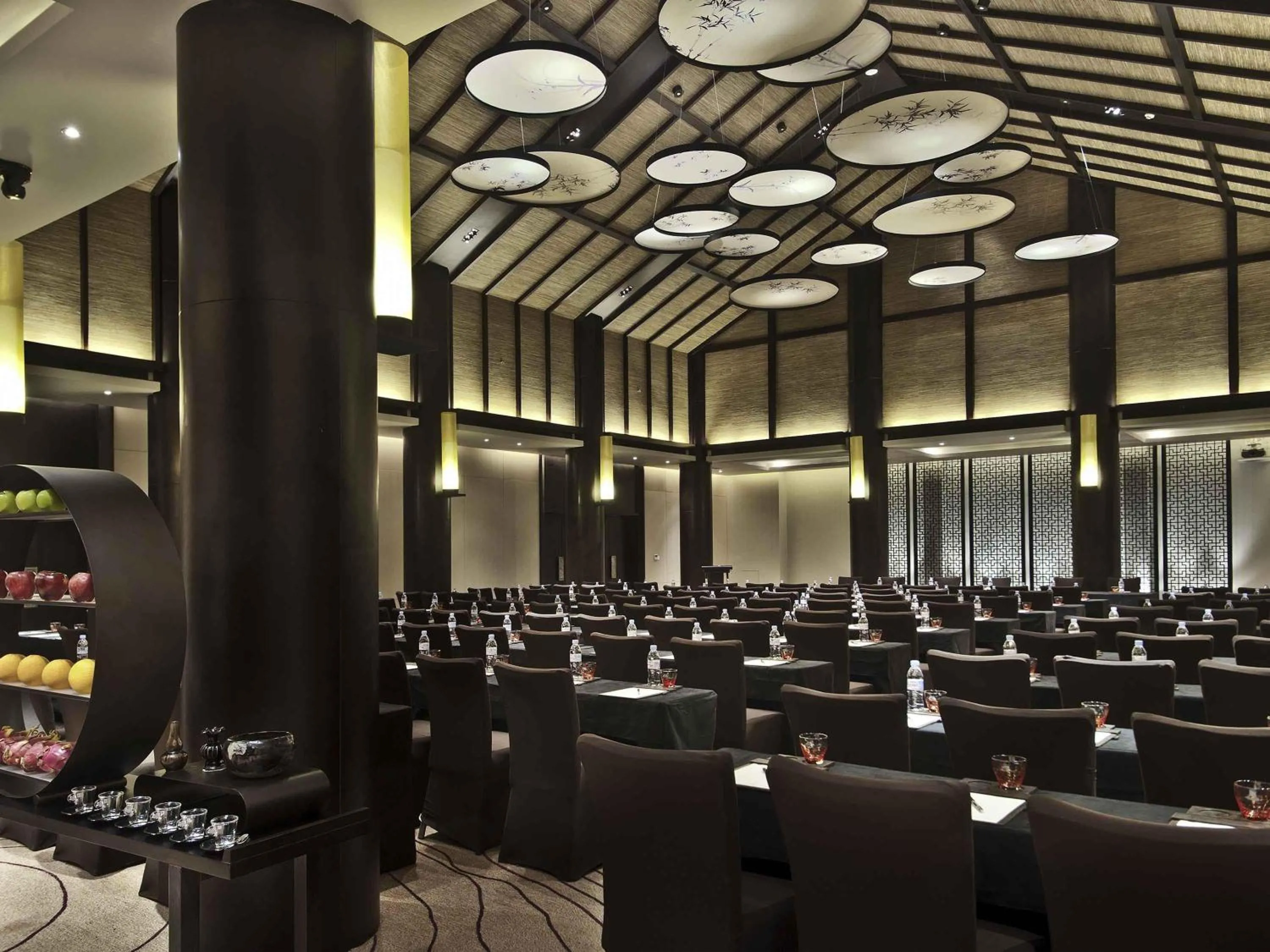 Meeting/conference room in Pullman Lijiang Resort & Spa