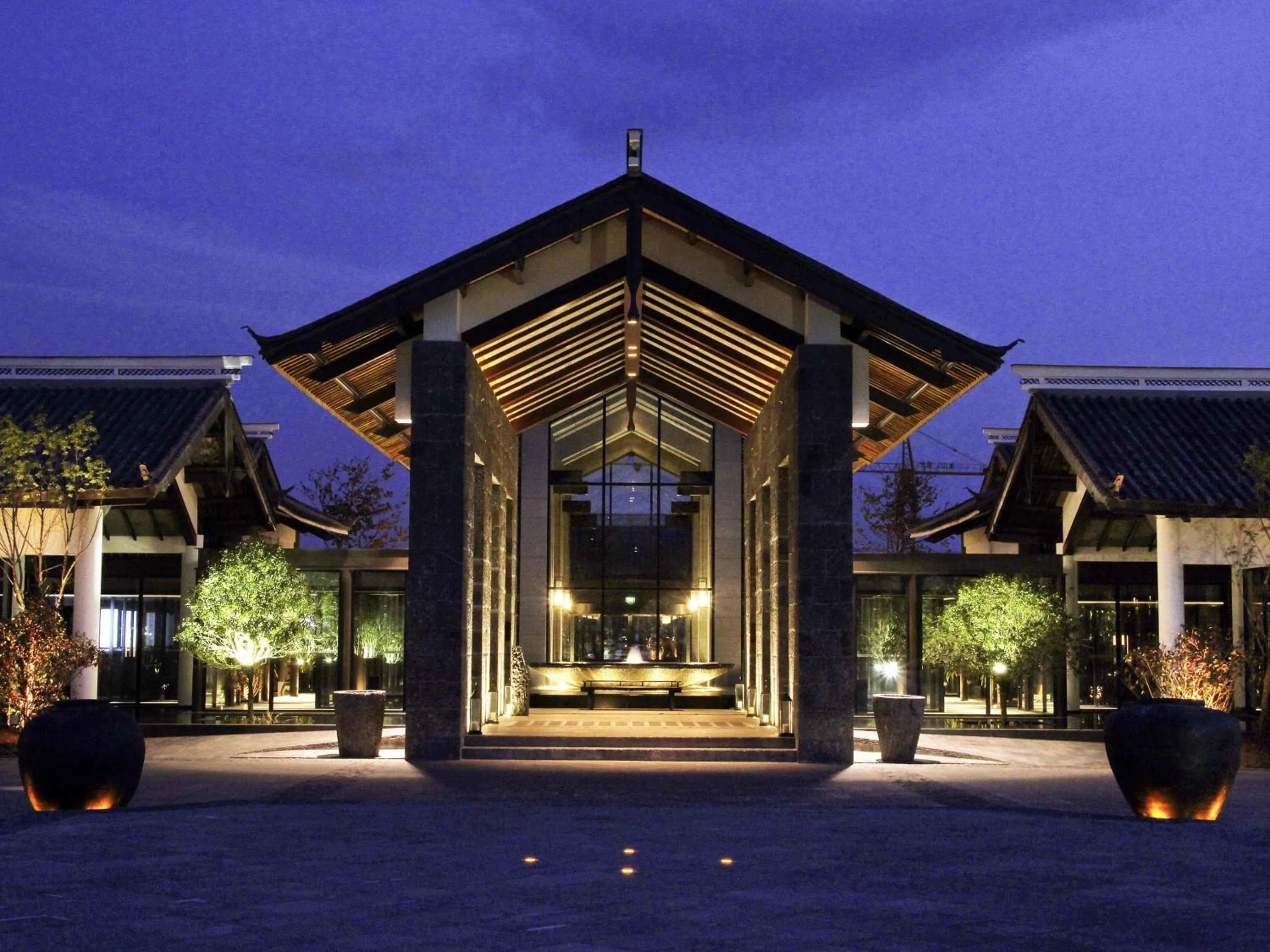 Property building in Pullman Lijiang Resort & Spa