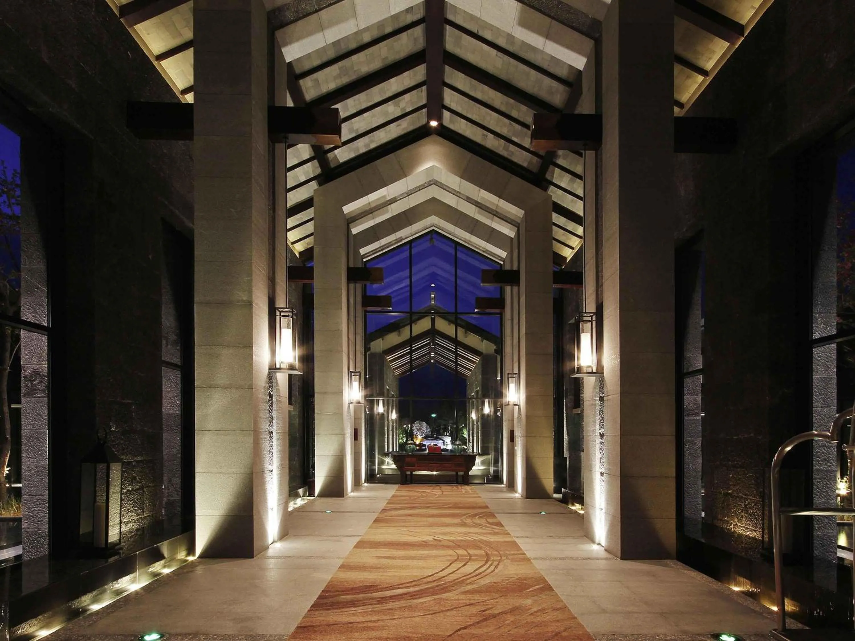 Property building in Pullman Lijiang Resort & Spa