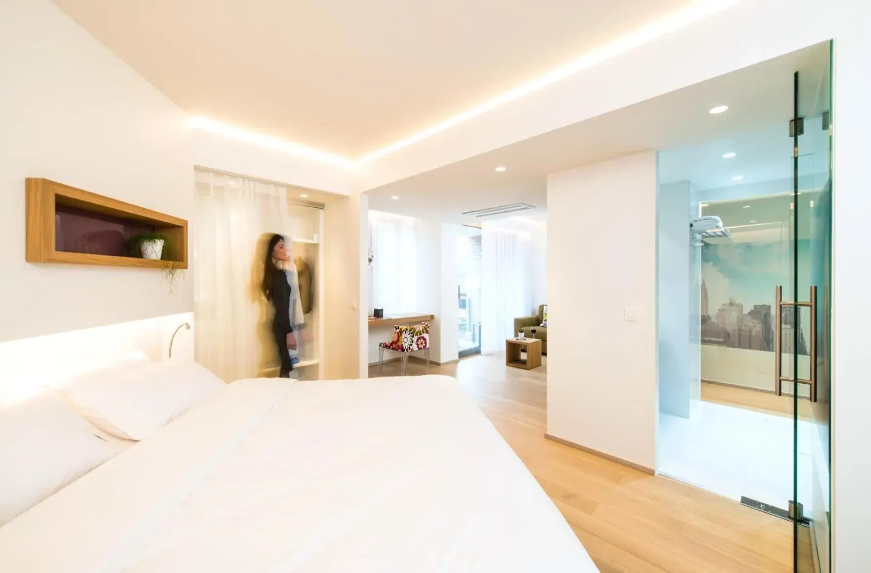 Deluxe Suite - single occupancy in HasHotel Deluxe Suite - single occupancy in HasHotel