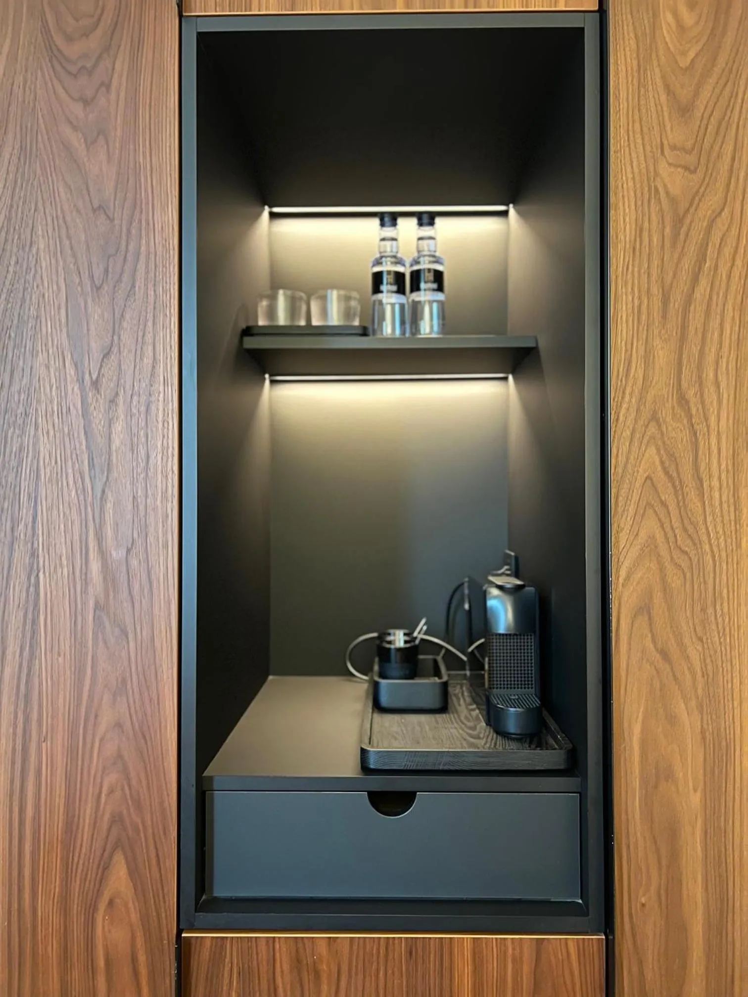 Coffee/tea facilities in HasHotel