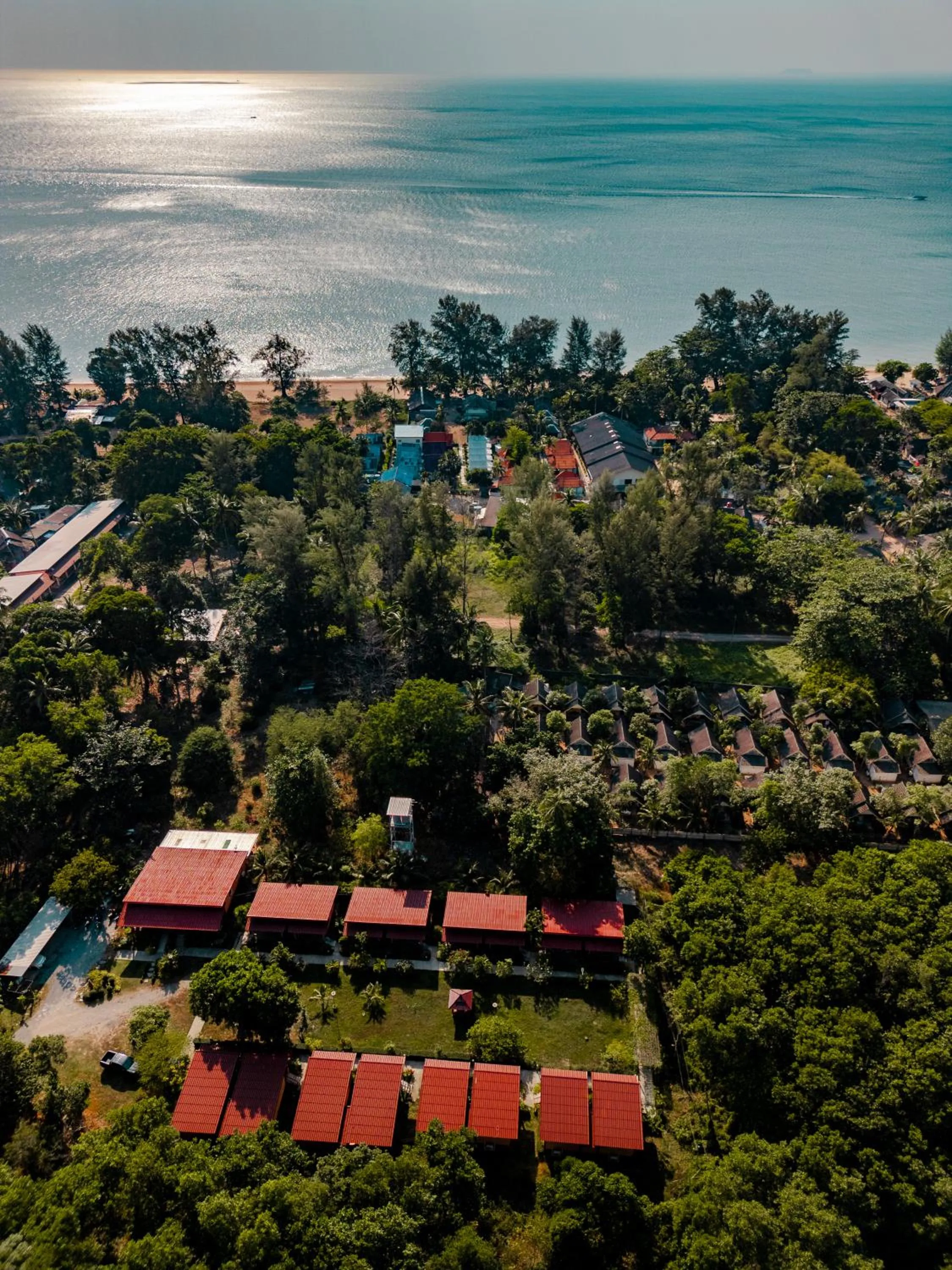 Toongyoong Longbeach Resort SHA Plus