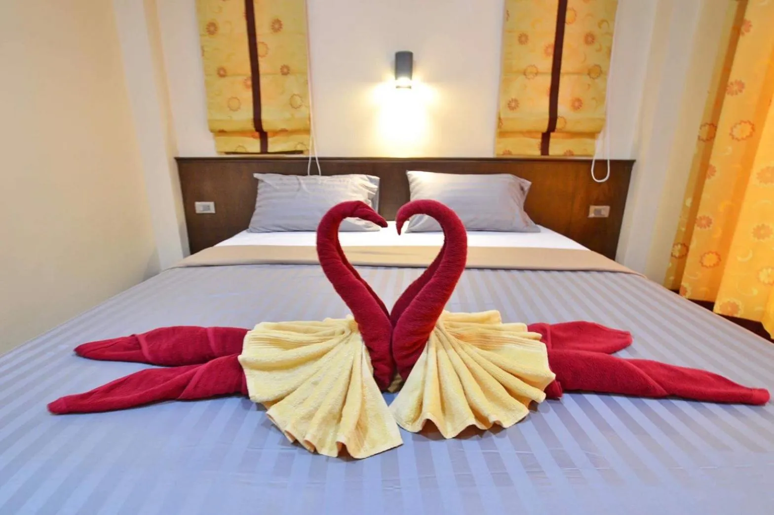 Bed in Toongyoong Longbeach Resort SHA Plus