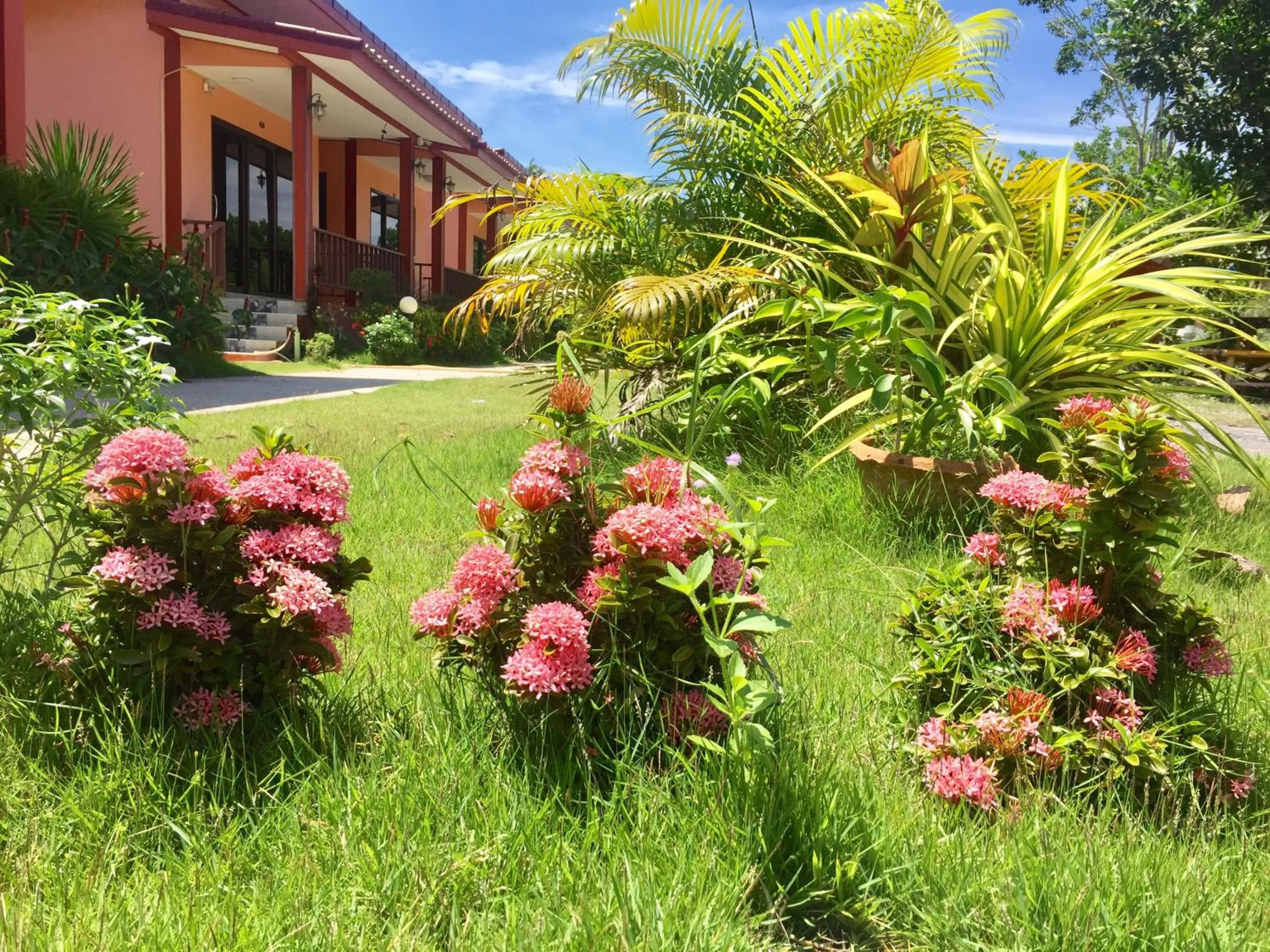 Toongyoong Longbeach Resort SHA Plus