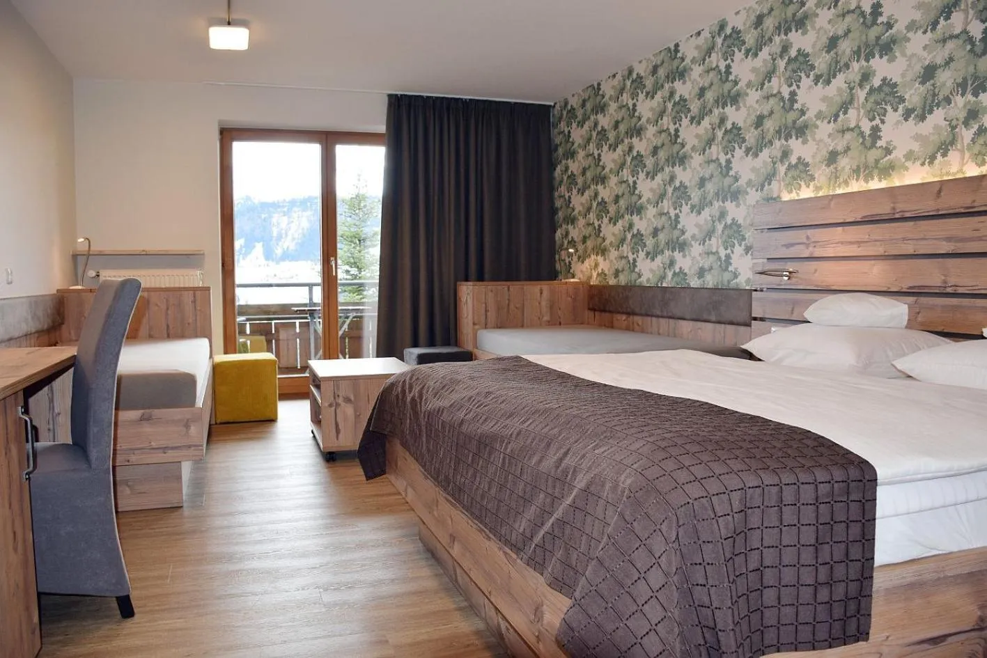 Bedroom, Bed in Allgäuer Panoramahotel