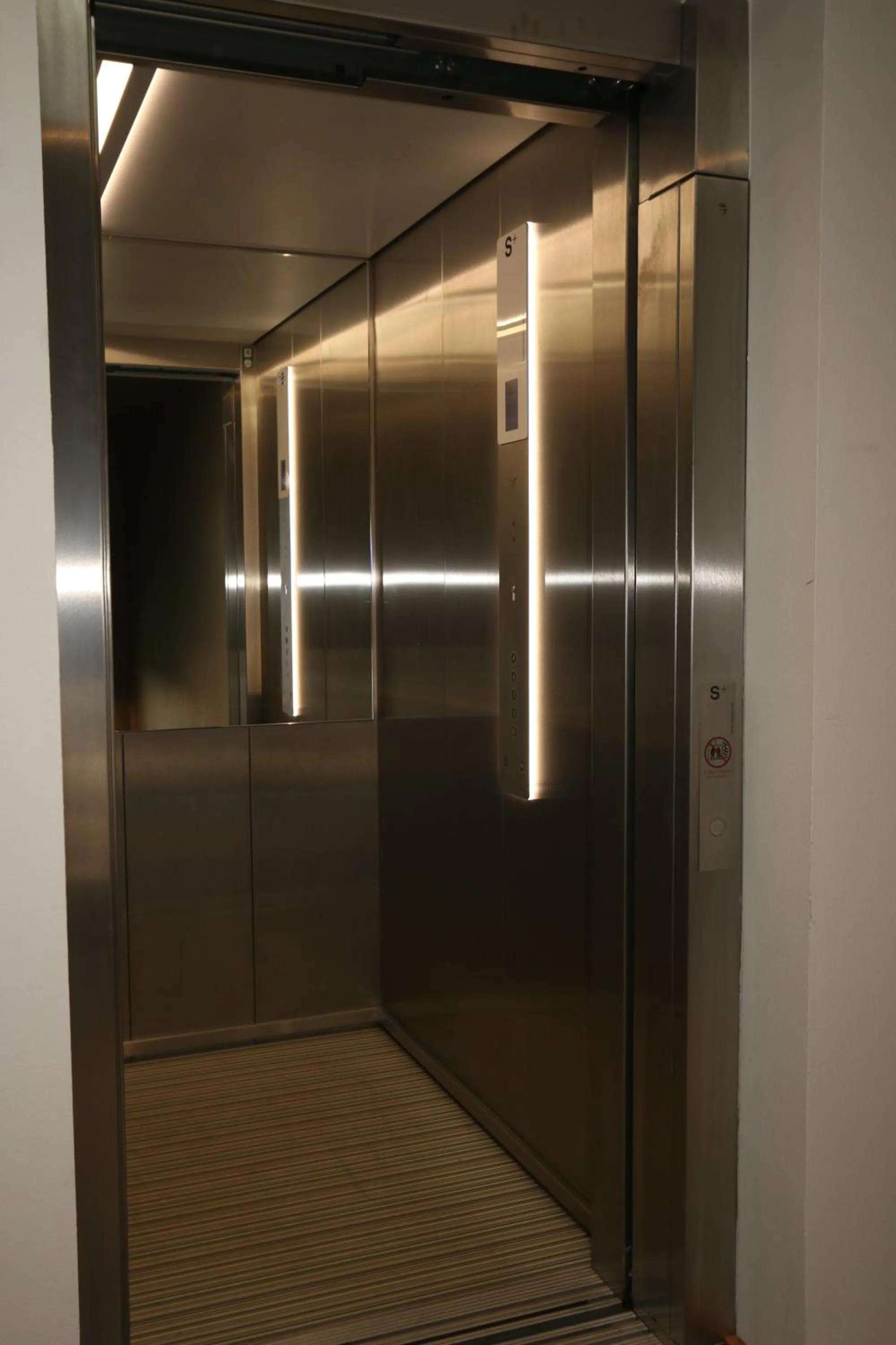 Decorative detail in Campus Apartments