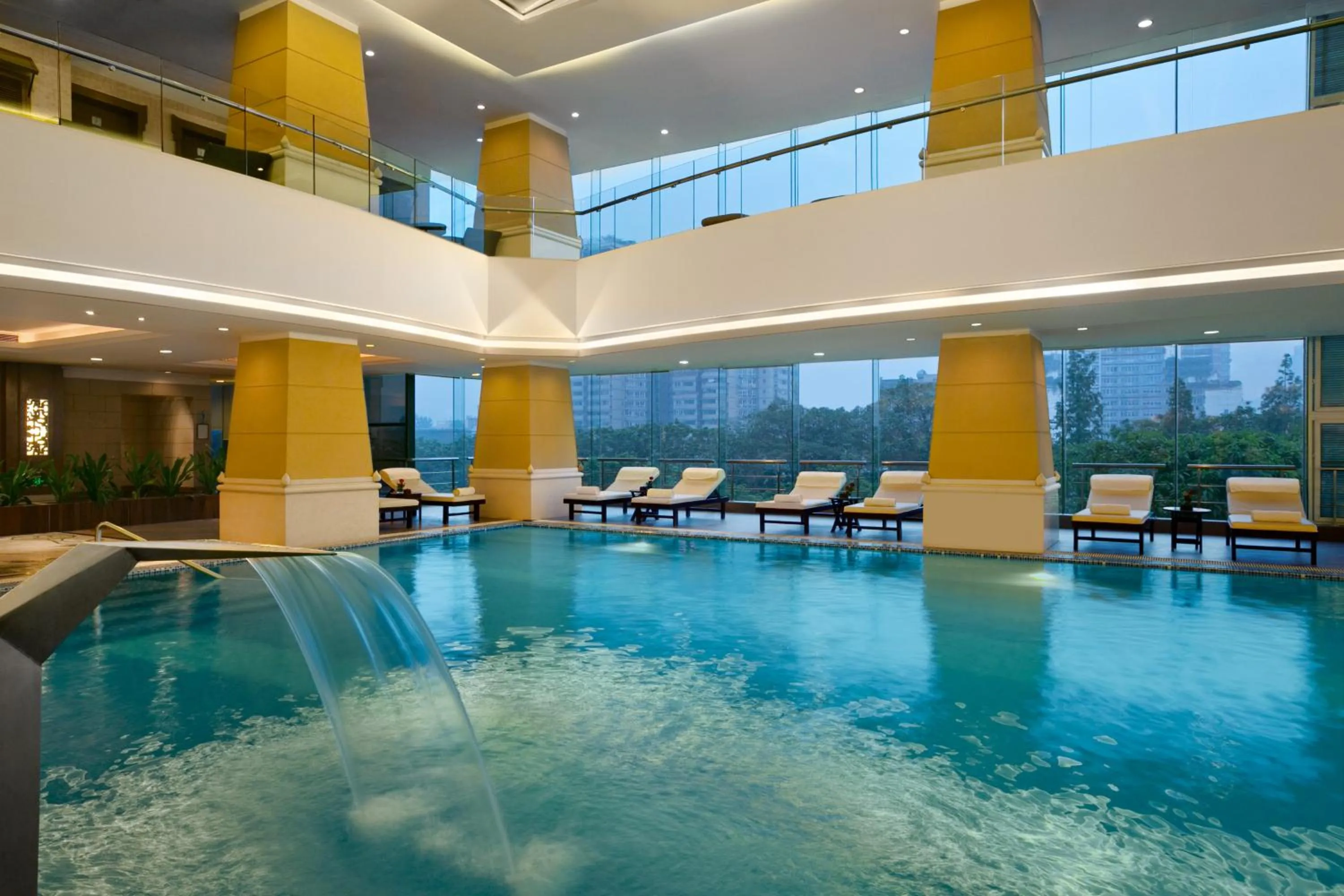 Swimming pool in Kempinski Hotel Chengdu-City Center