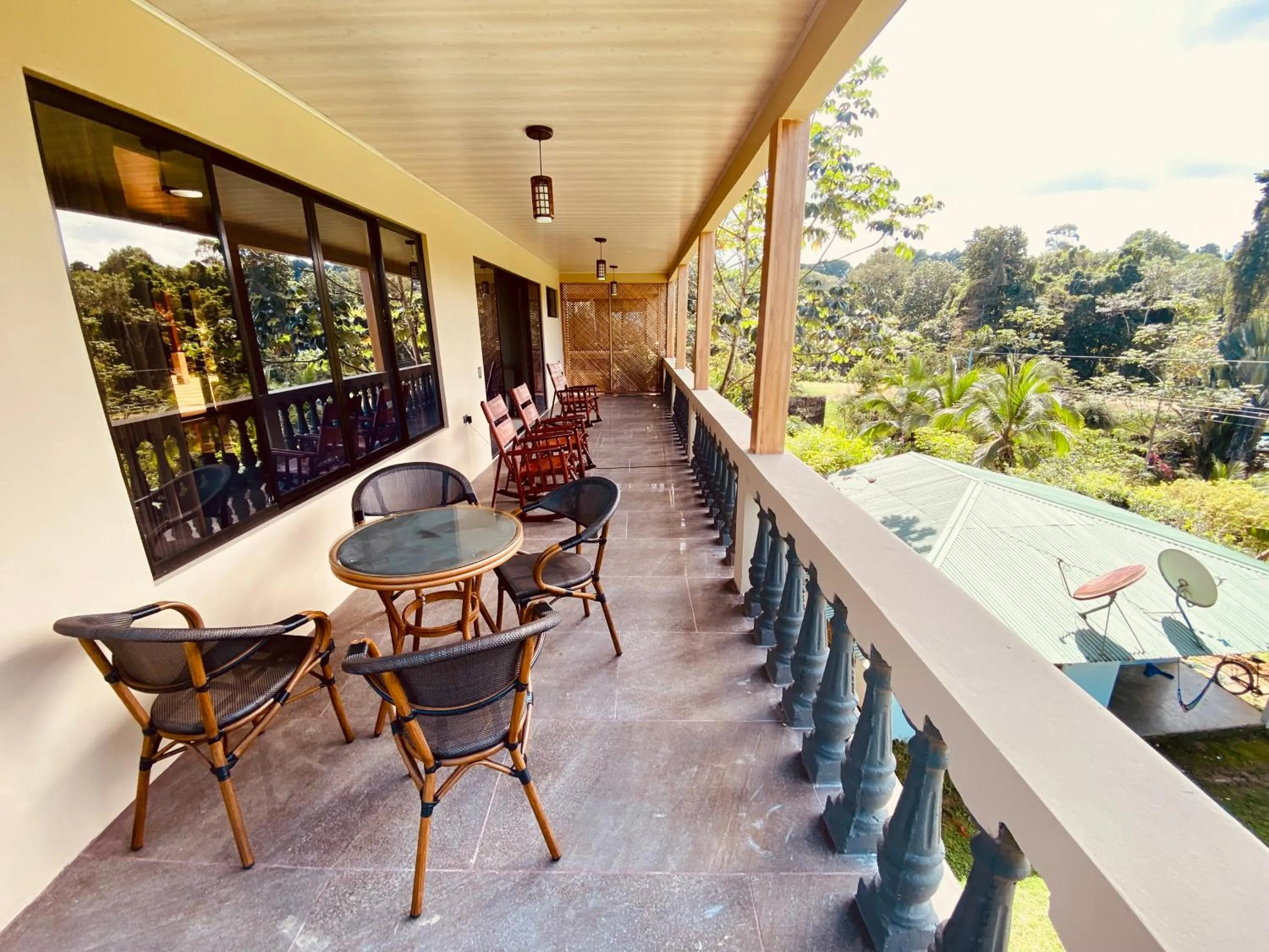 Property building in Hotel Margarita and Tour Operator Drake Bay