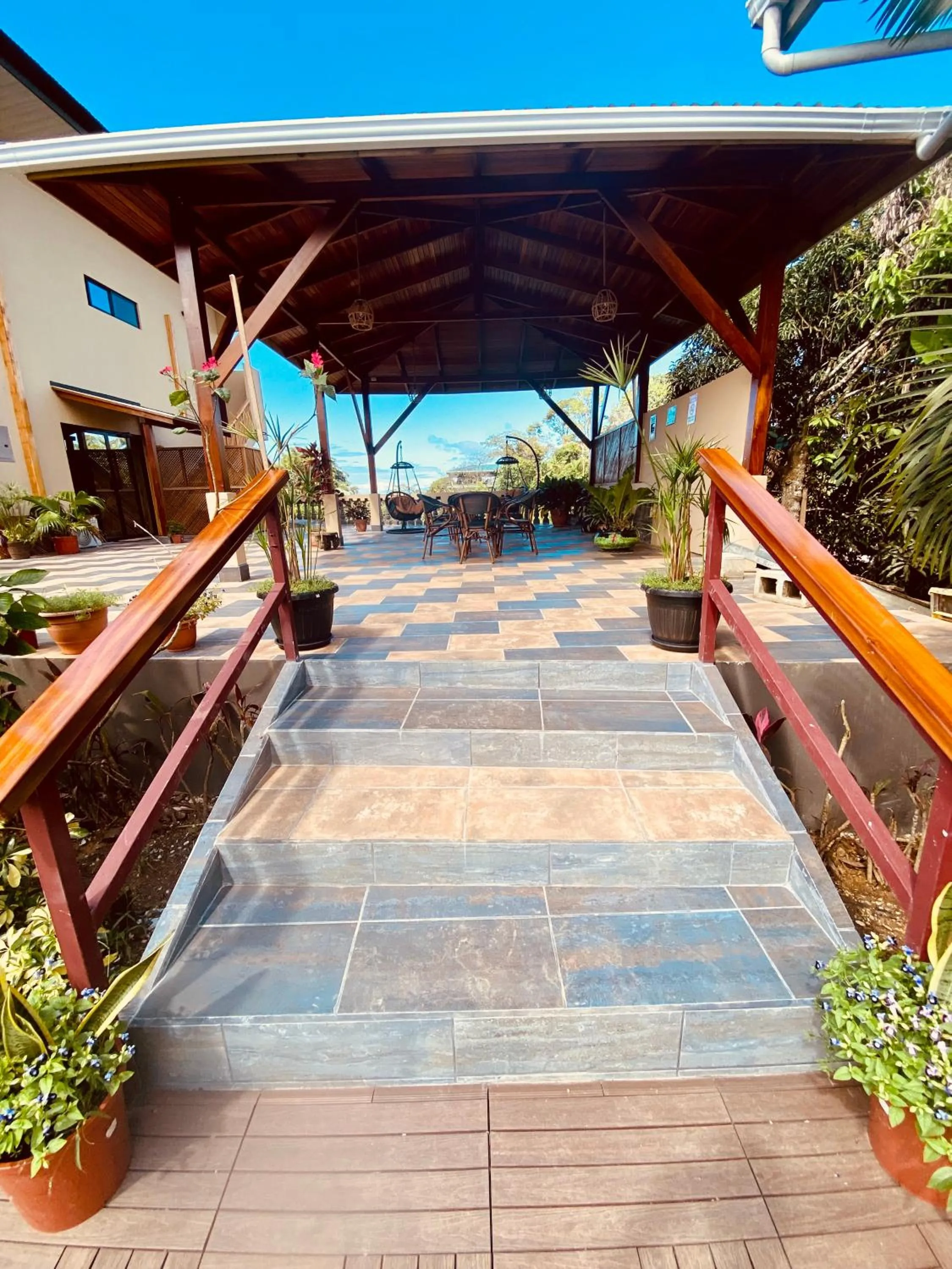 Property building in Hotel Margarita and Tour Operator Drake Bay