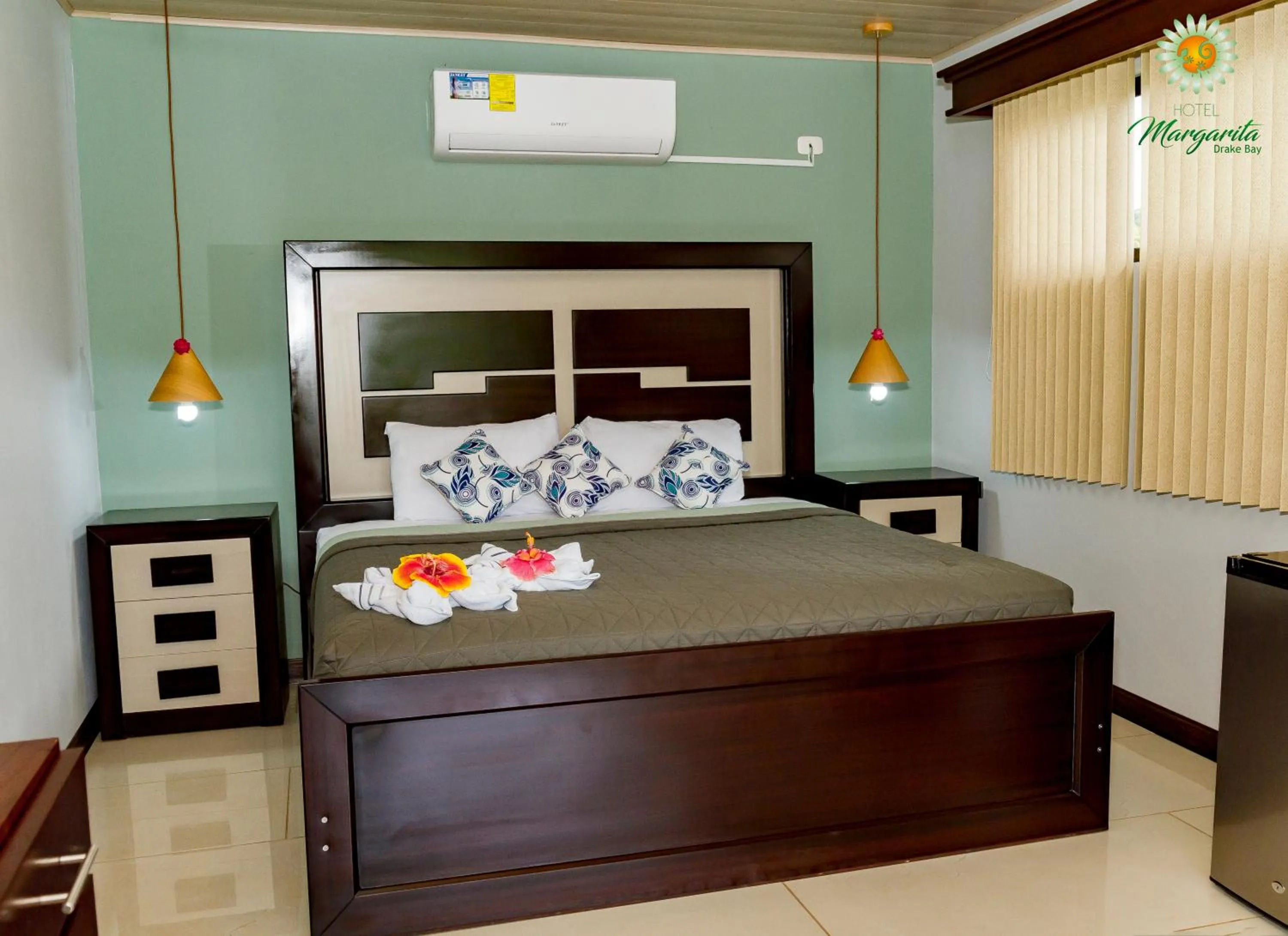 Hotel Margarita and Tour Operator Drake Bay