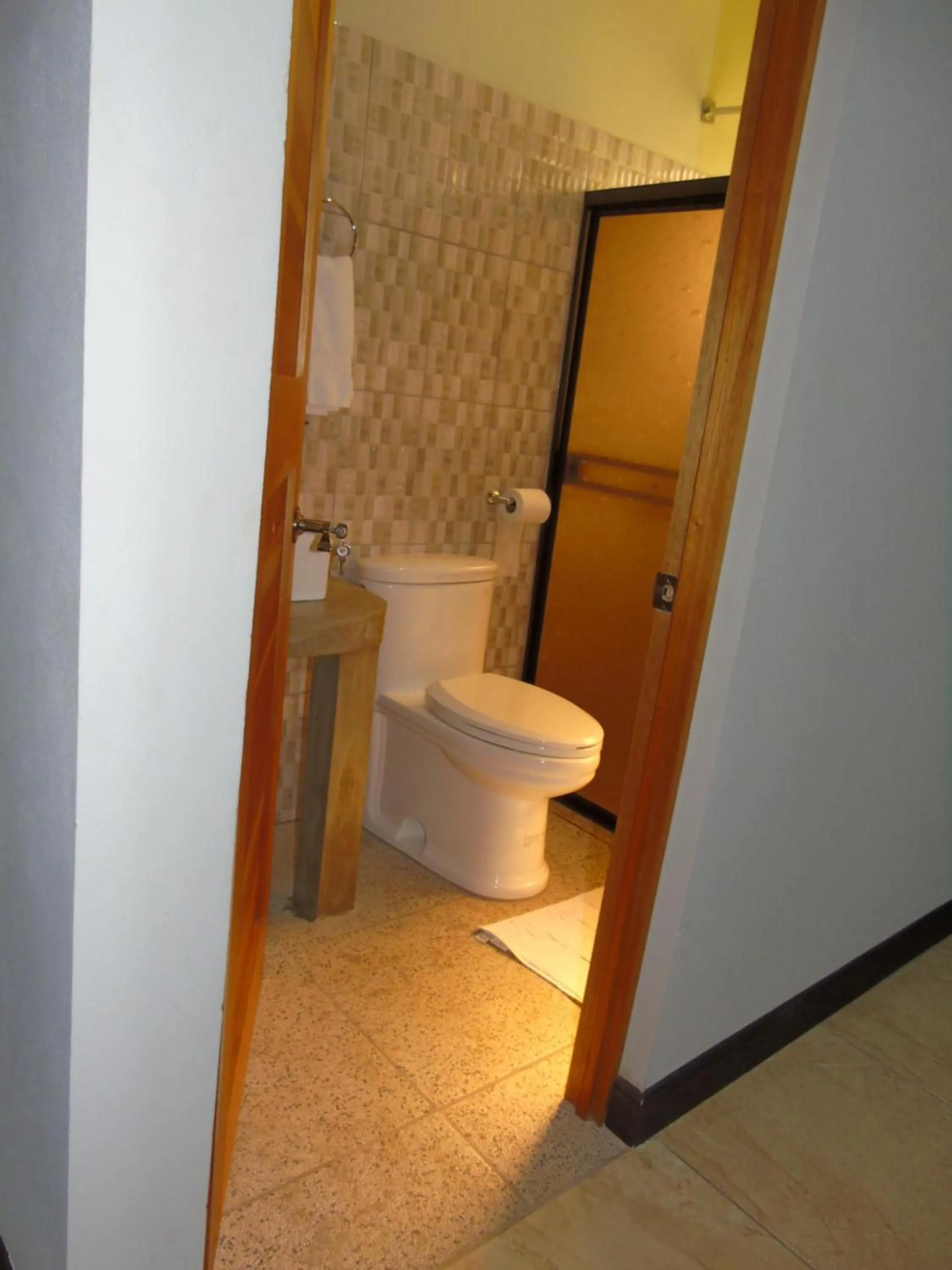 Bathroom in Hotel Margarita and Tour Operator Drake Bay