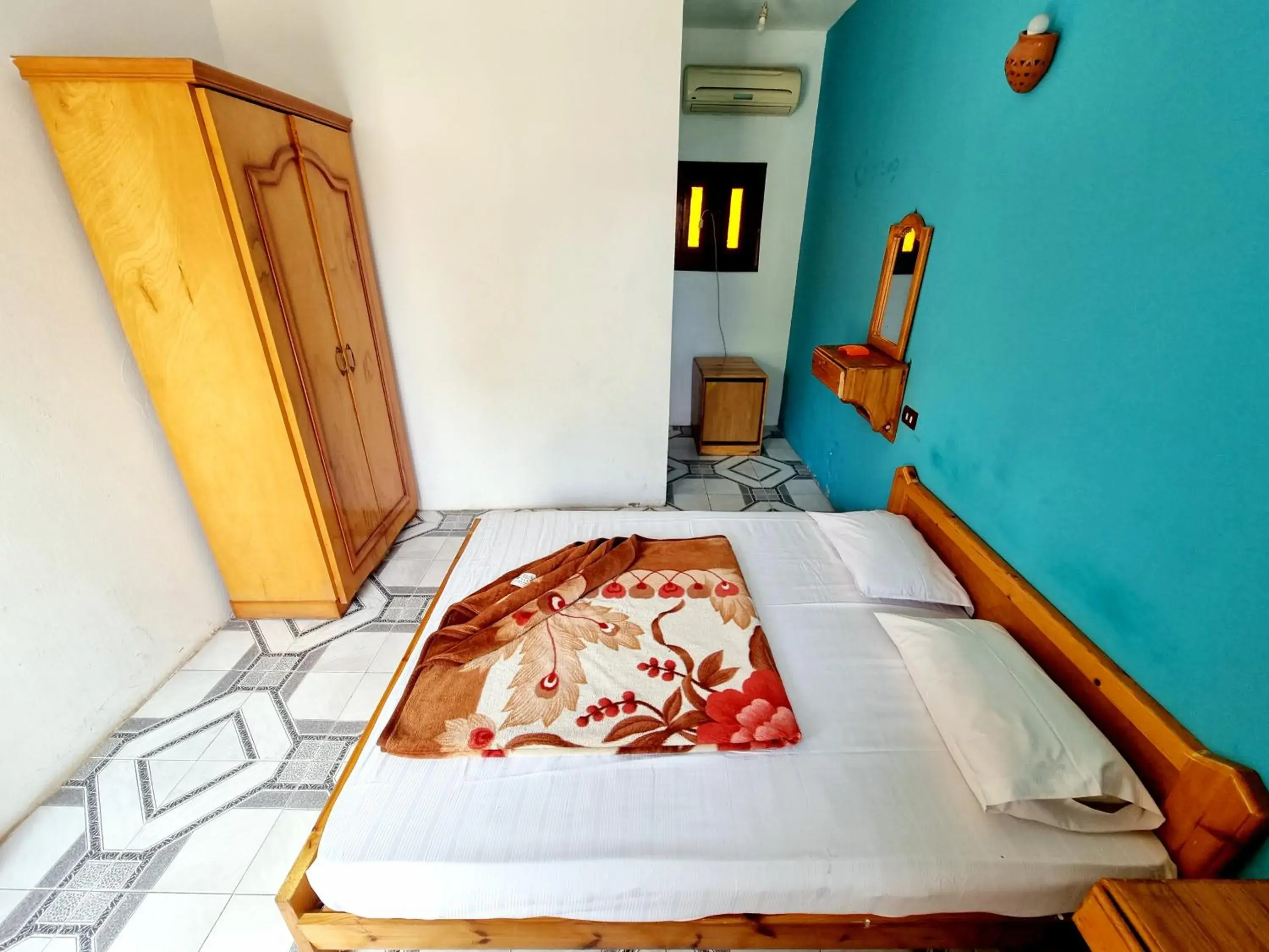 Standard Double or Twin Room in Jowhara Hotel Standard Double or Twin Room in Jowhara Hotel