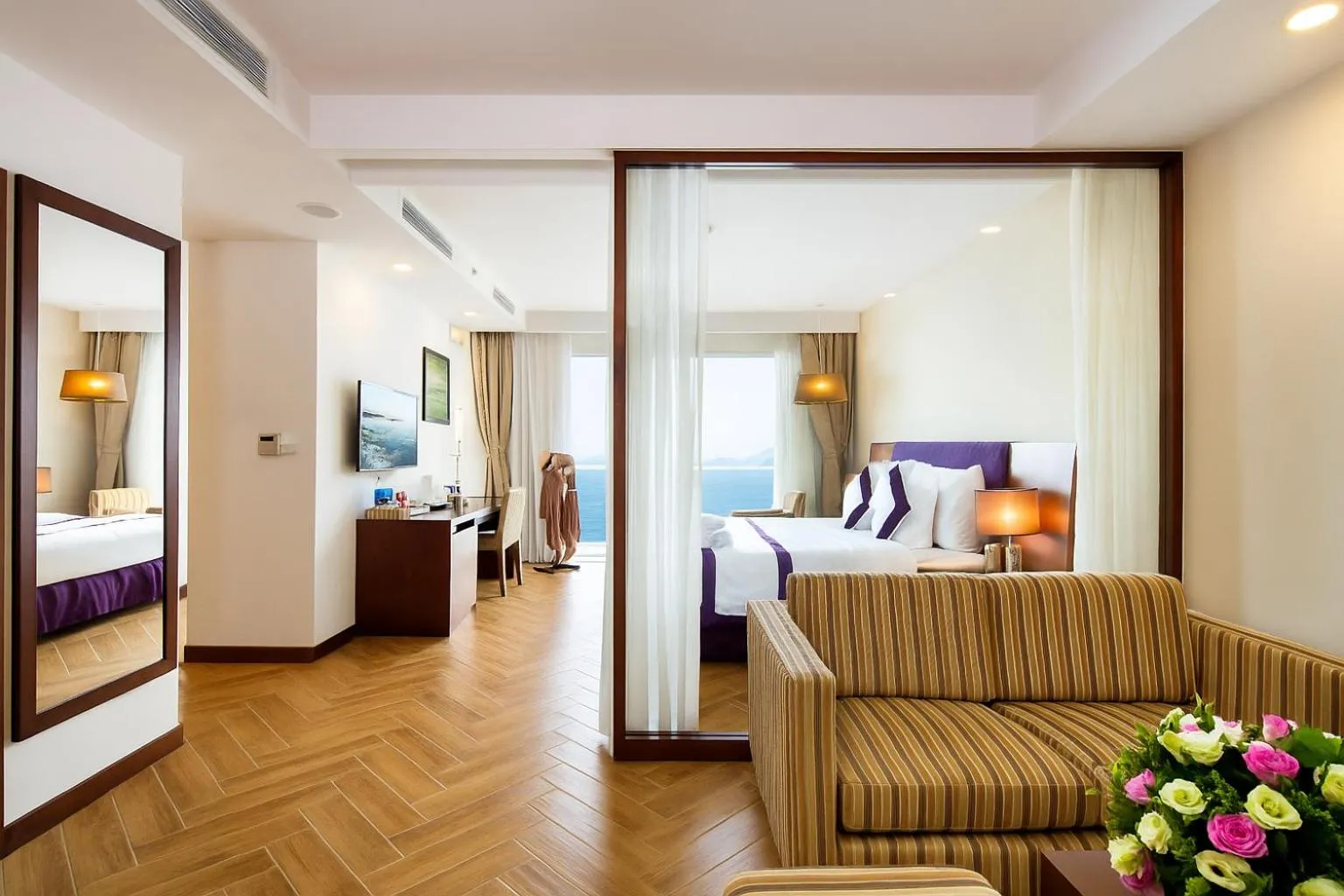 Bed in TTC Hotel Michelia