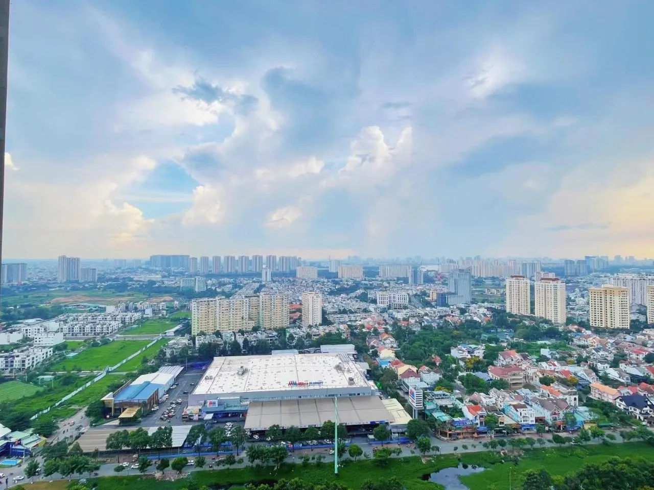 MRT Apartment In Masteri Thao Dien