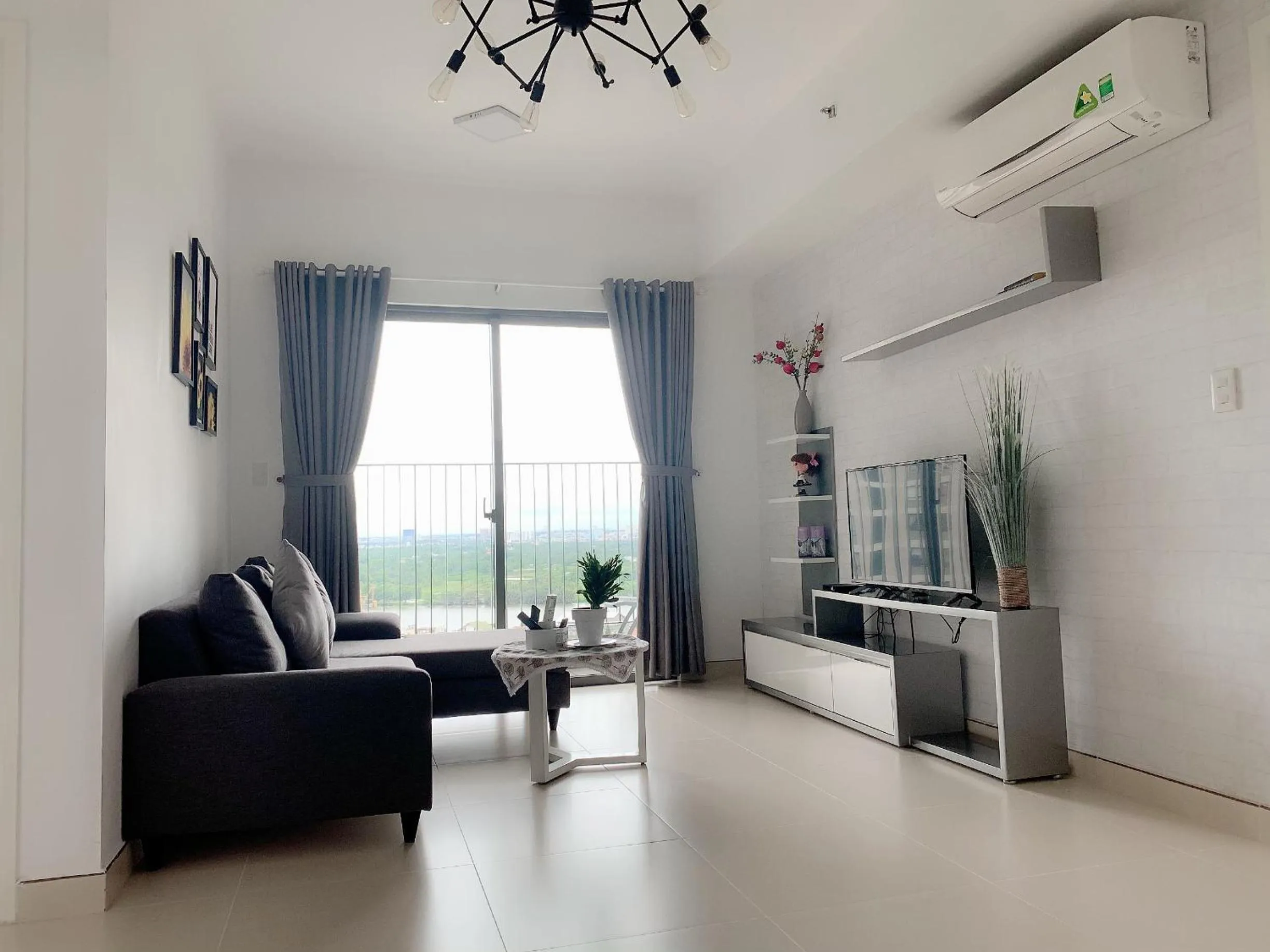 MRT Apartment In Masteri Thao Dien