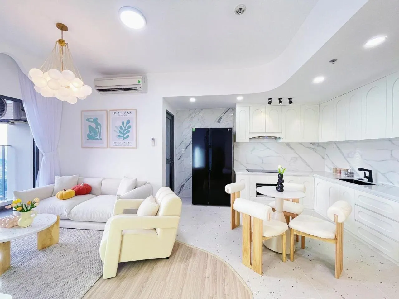 MRT Apartment In Masteri Thao Dien