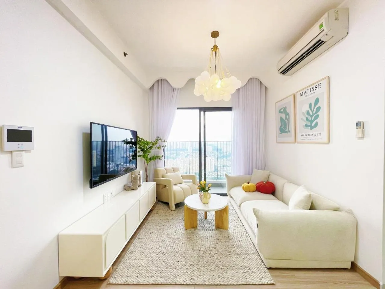 MRT Apartment In Masteri Thao Dien