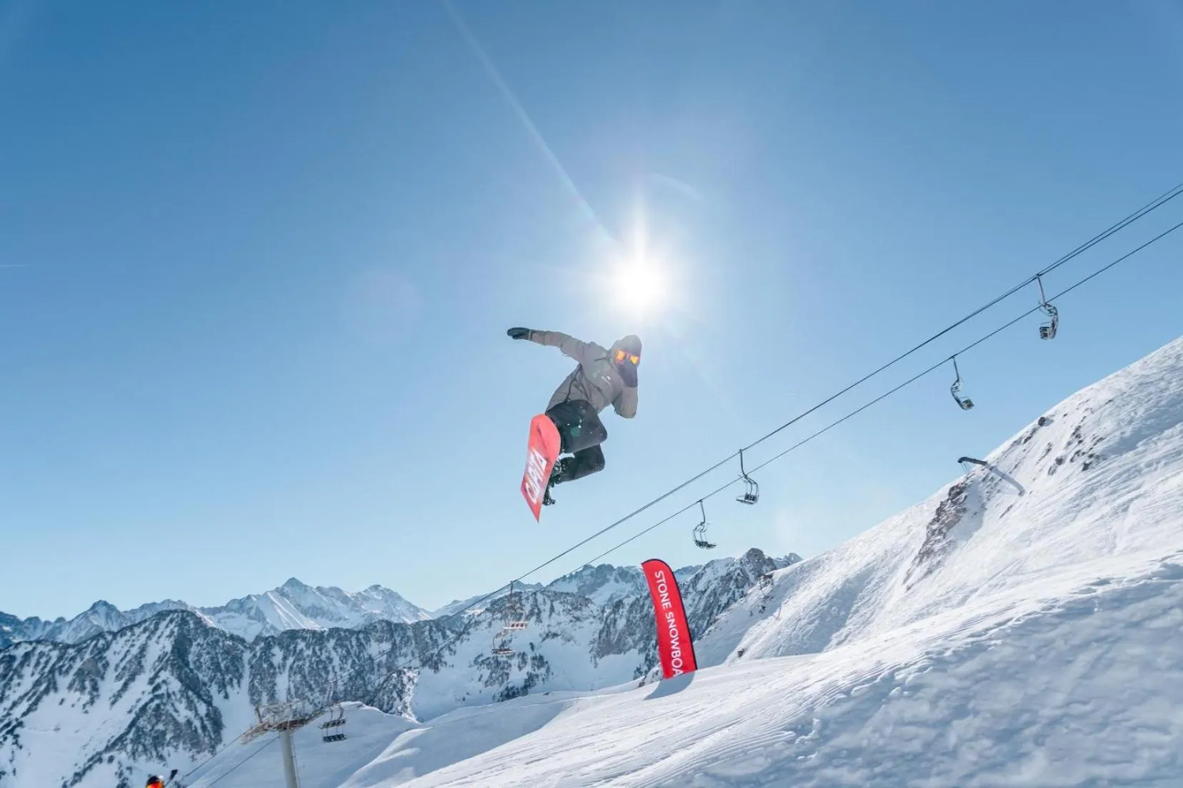 Skiing in Hôtel Le Bois Joli