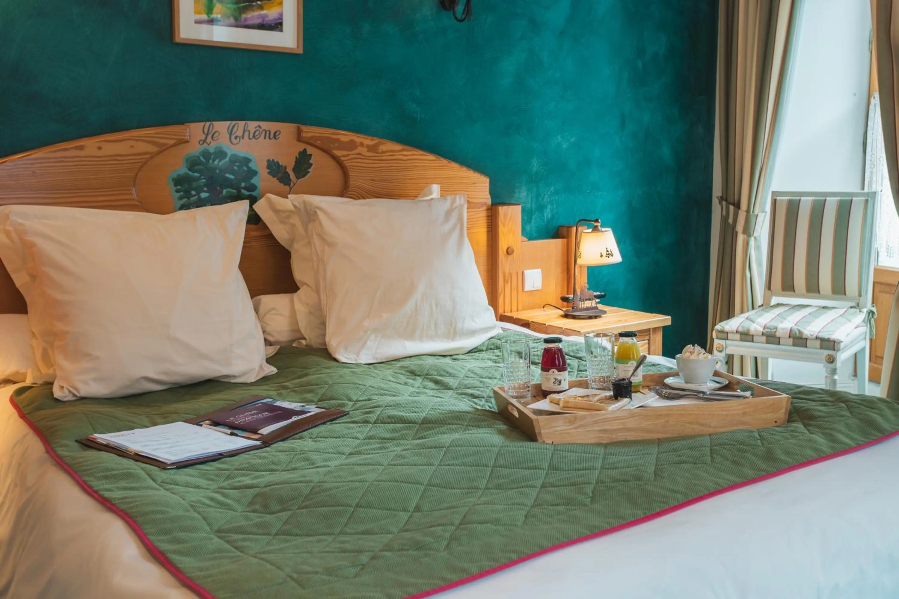 Bed in Hôtel Le Bois Joli