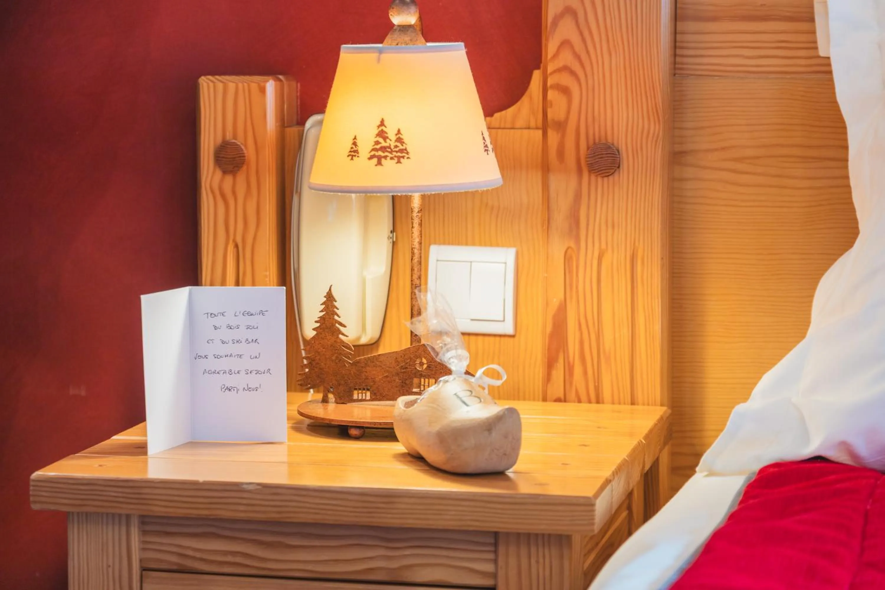 Bedroom, Bed in Hôtel Le Bois Joli